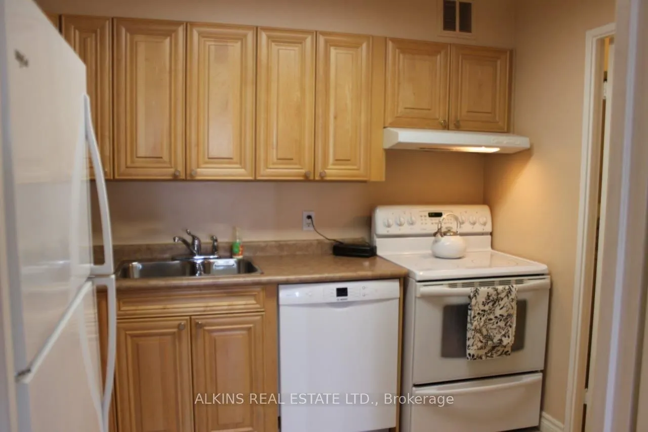 1580 Mississauga Valley Boulevard, #803