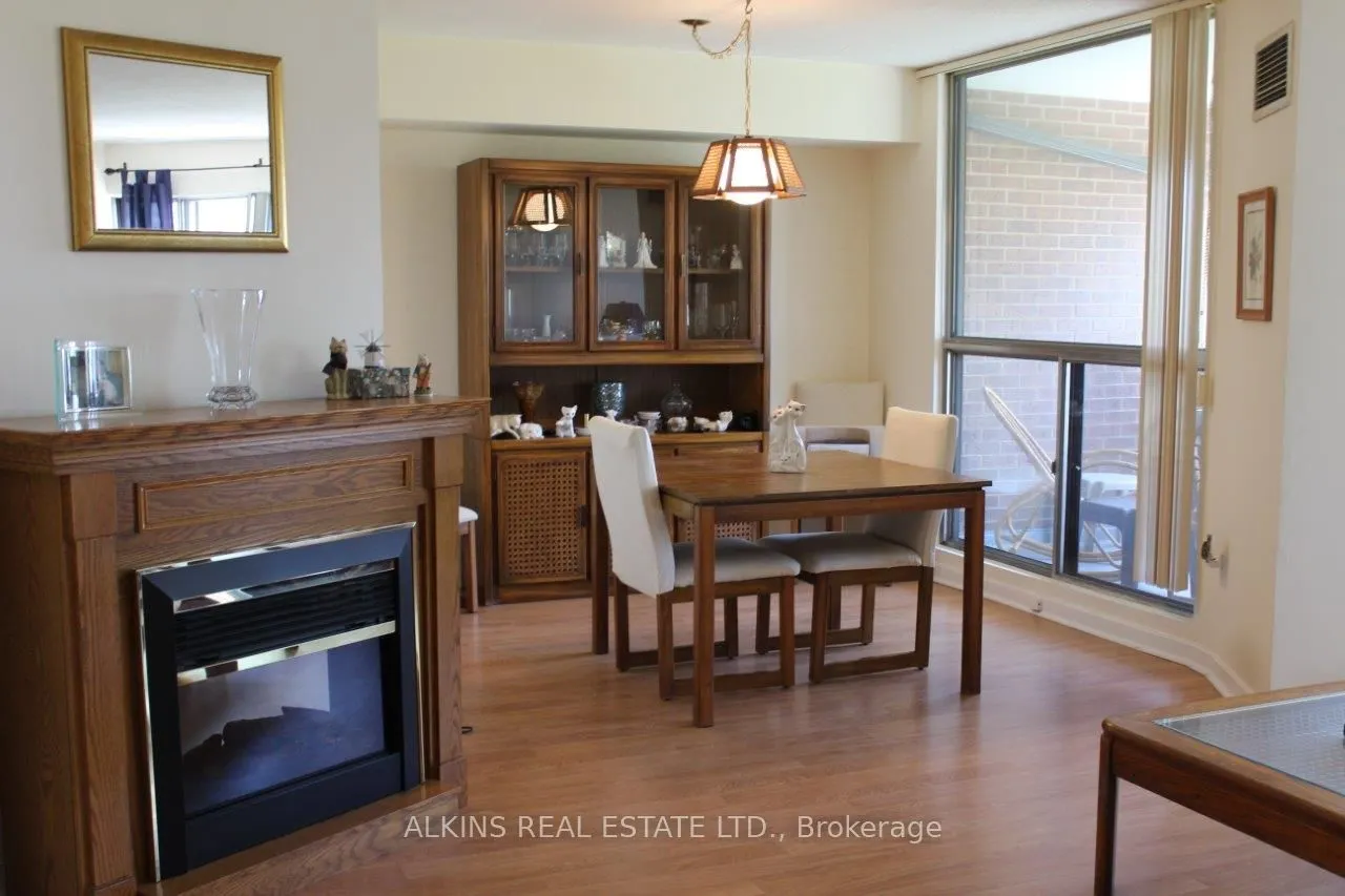 1580 Mississauga Valley Boulevard, #803