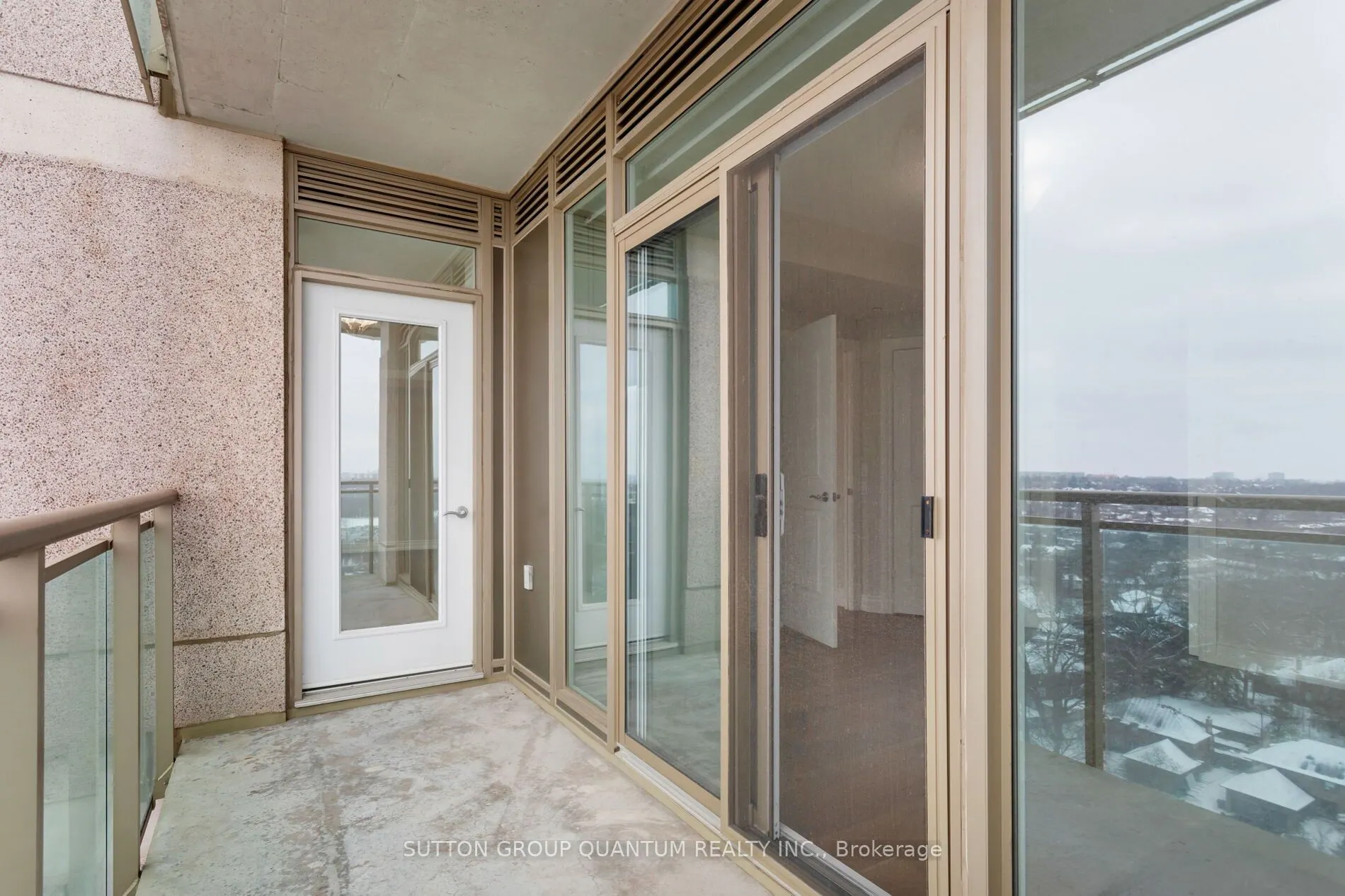 1665 The Collegeway, #1607