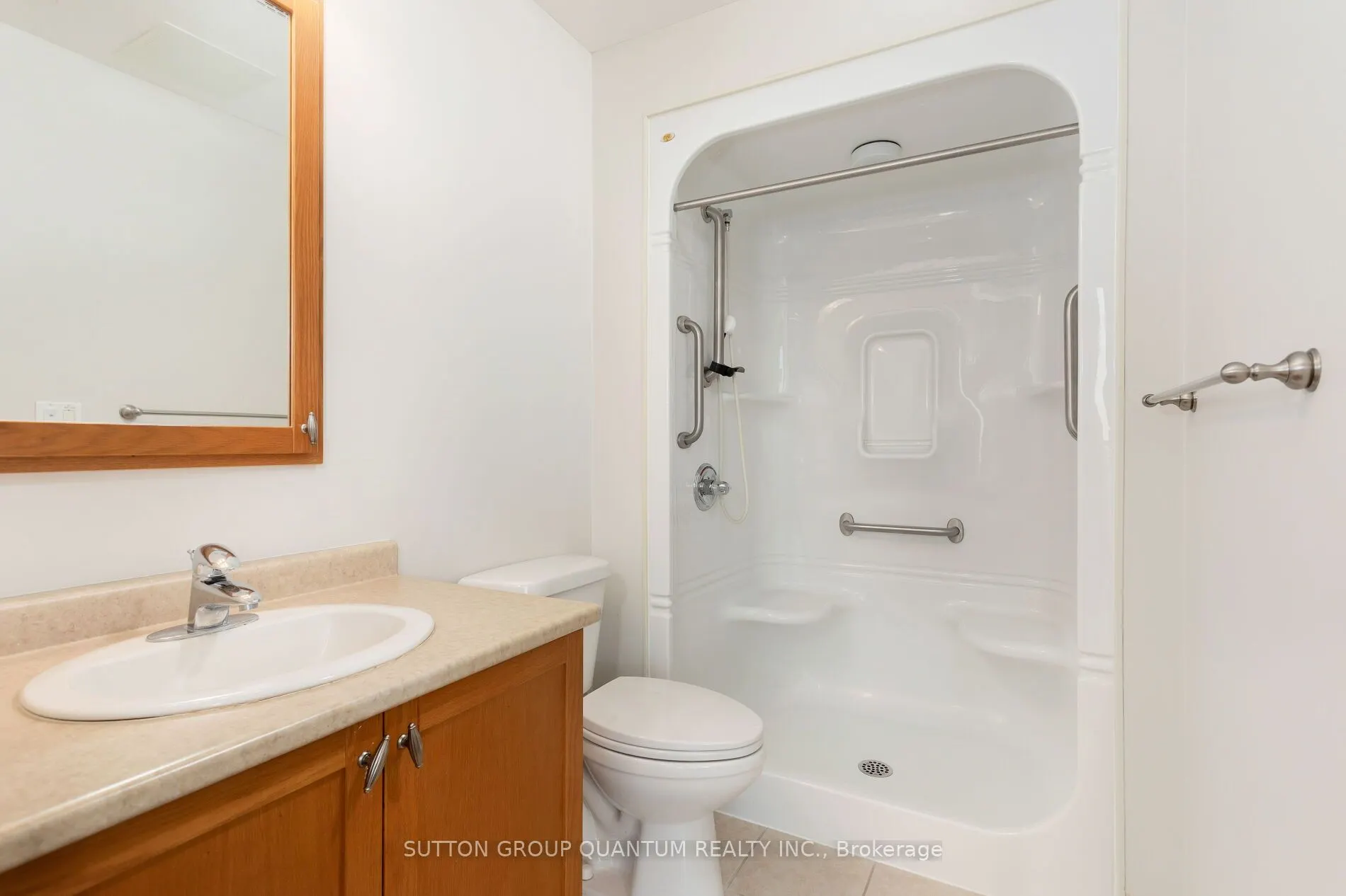 1665 The Collegeway, #1607