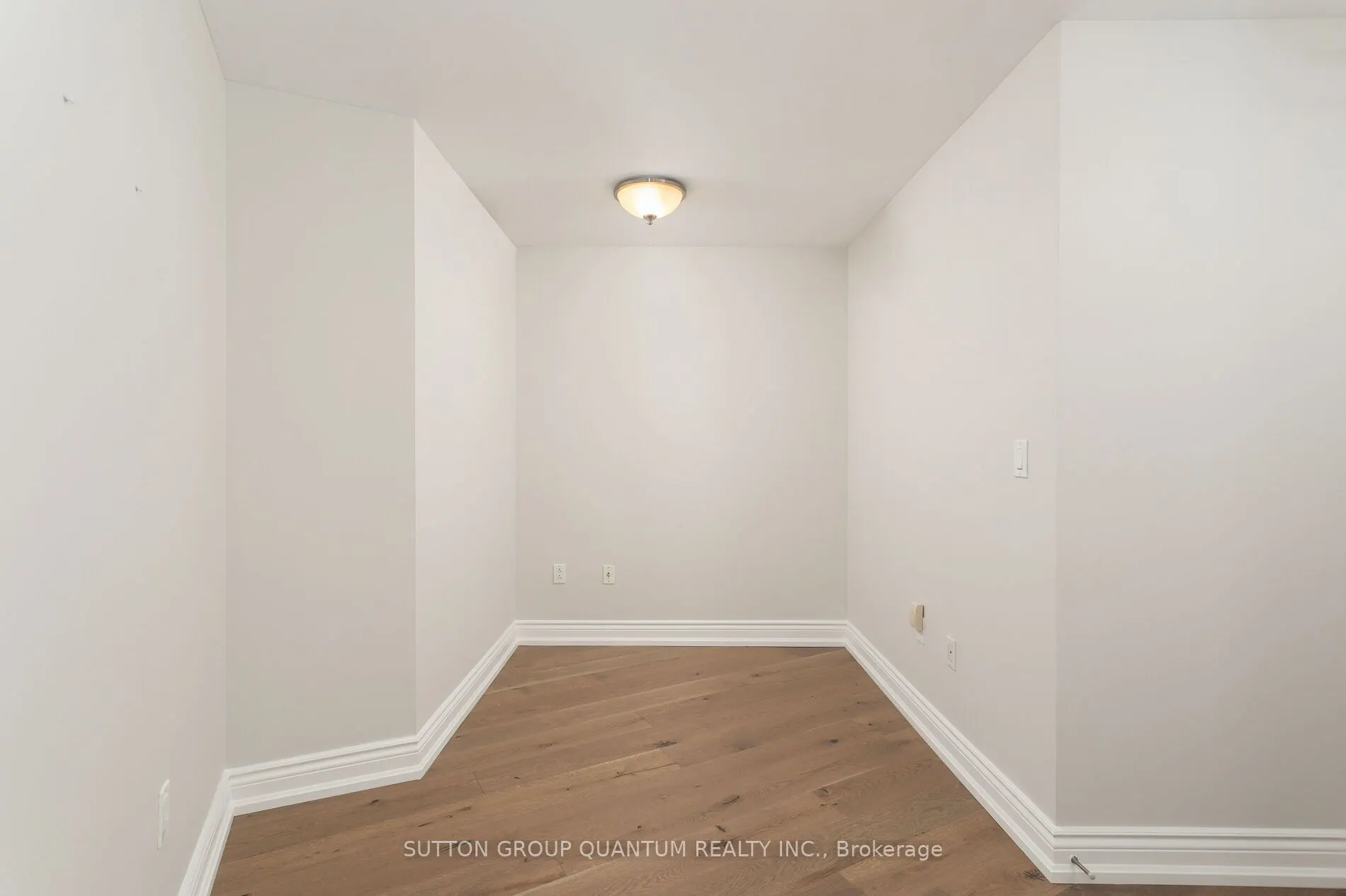 1665 The Collegeway, #1607