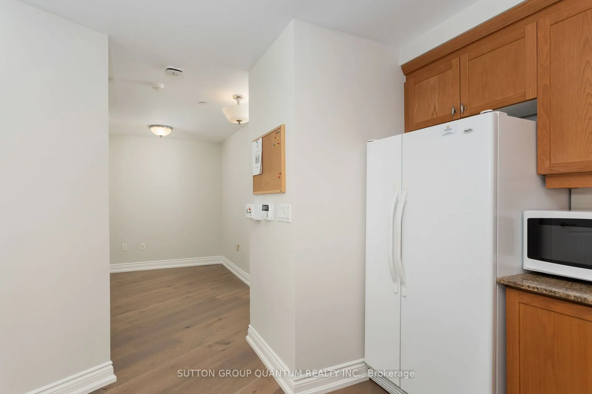 1665 The Collegeway, #1607