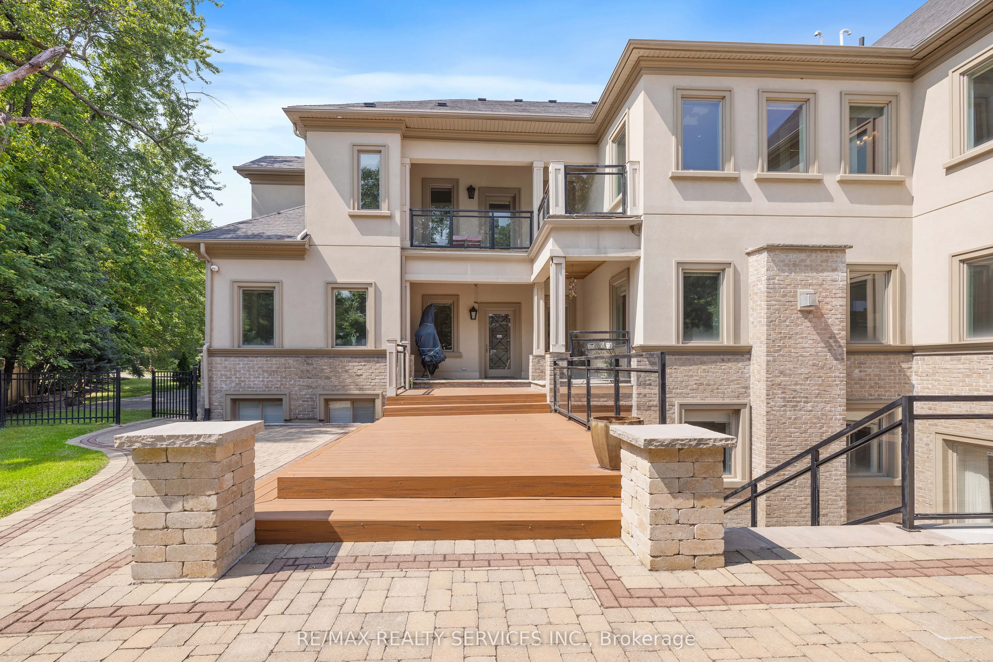 2454 Mississauga Road
