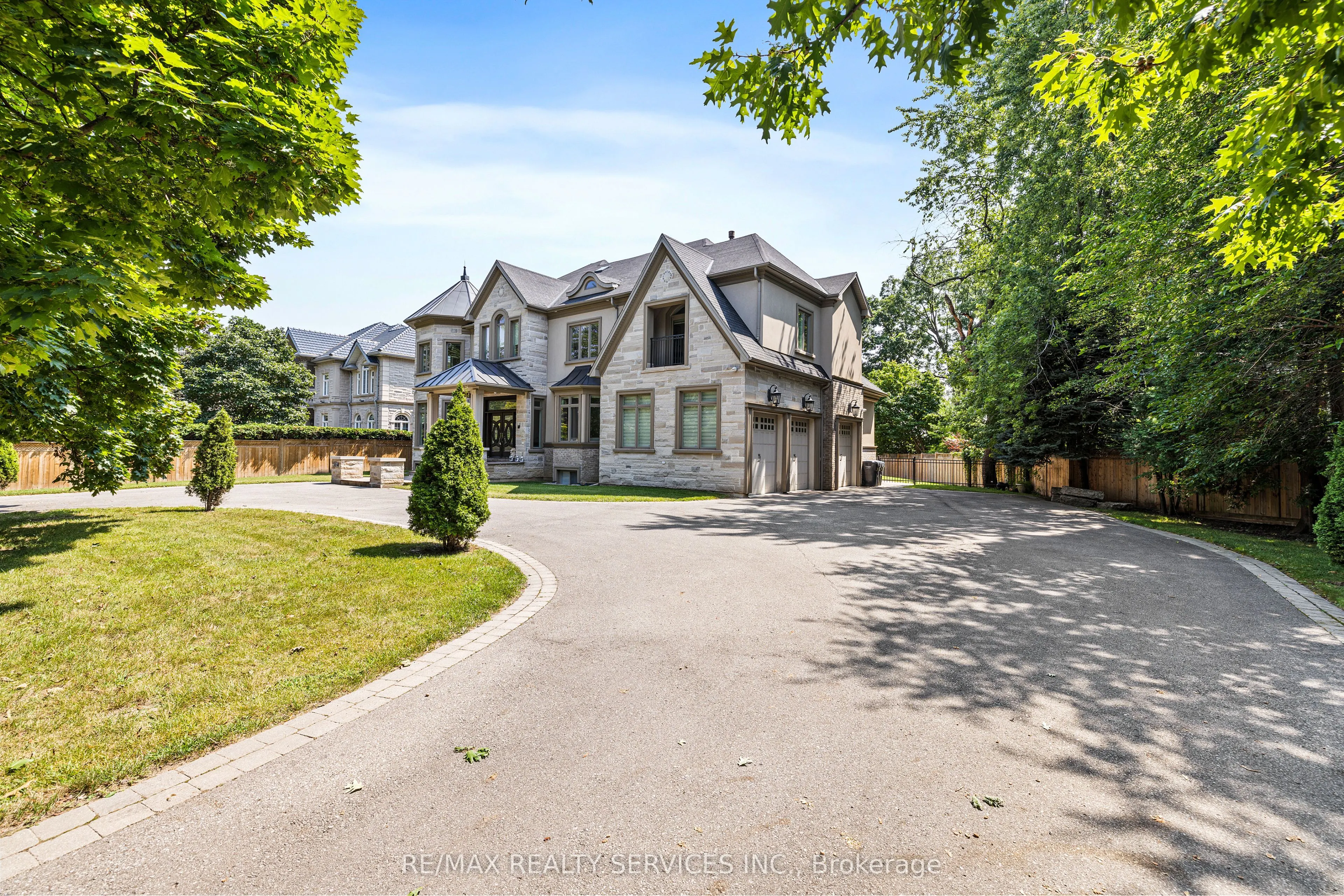 2454 Mississauga Road