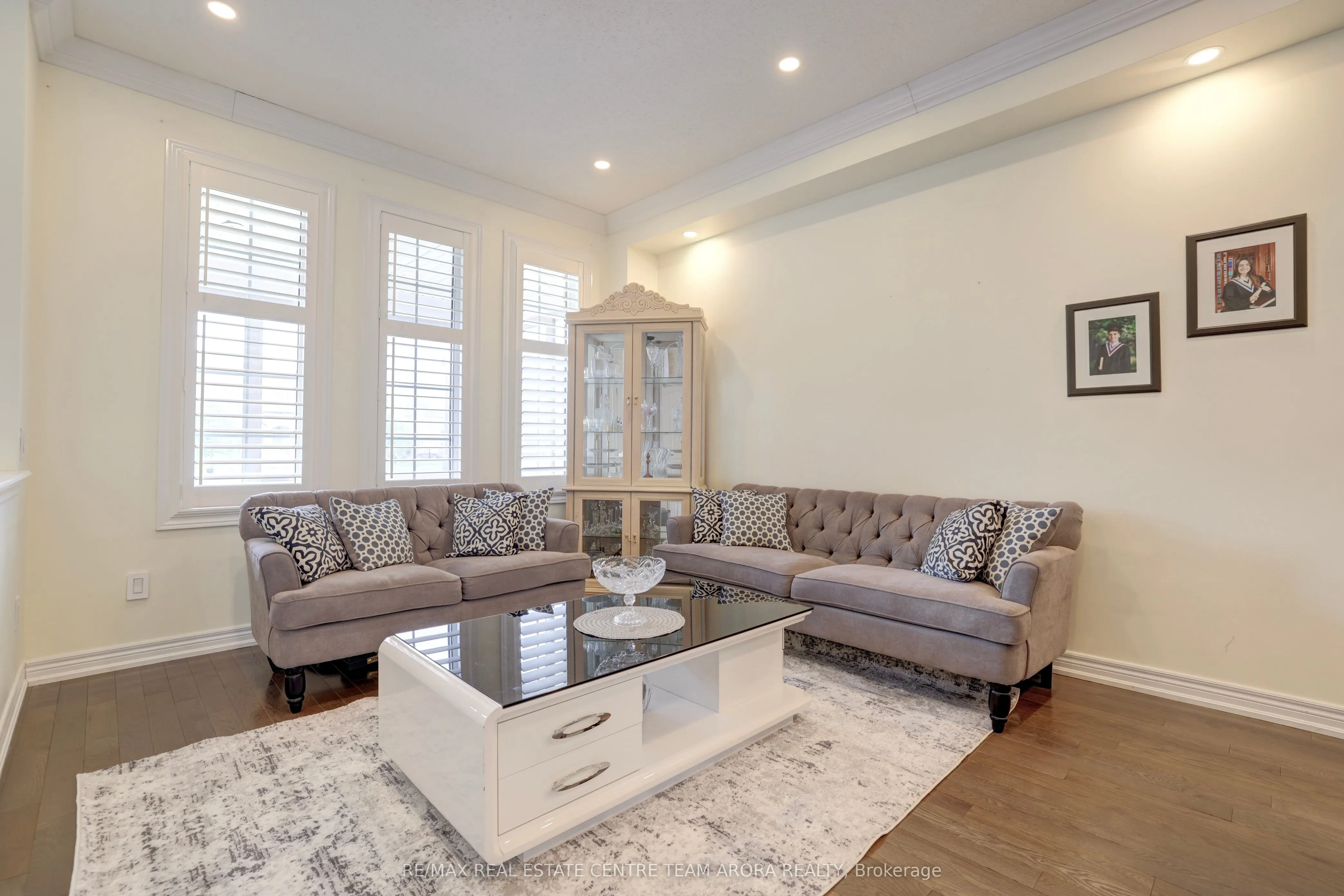 33 Alamosa Court