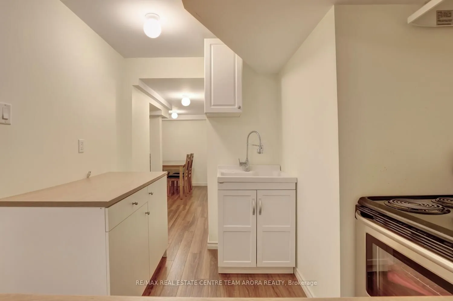 33 Alamosa Court