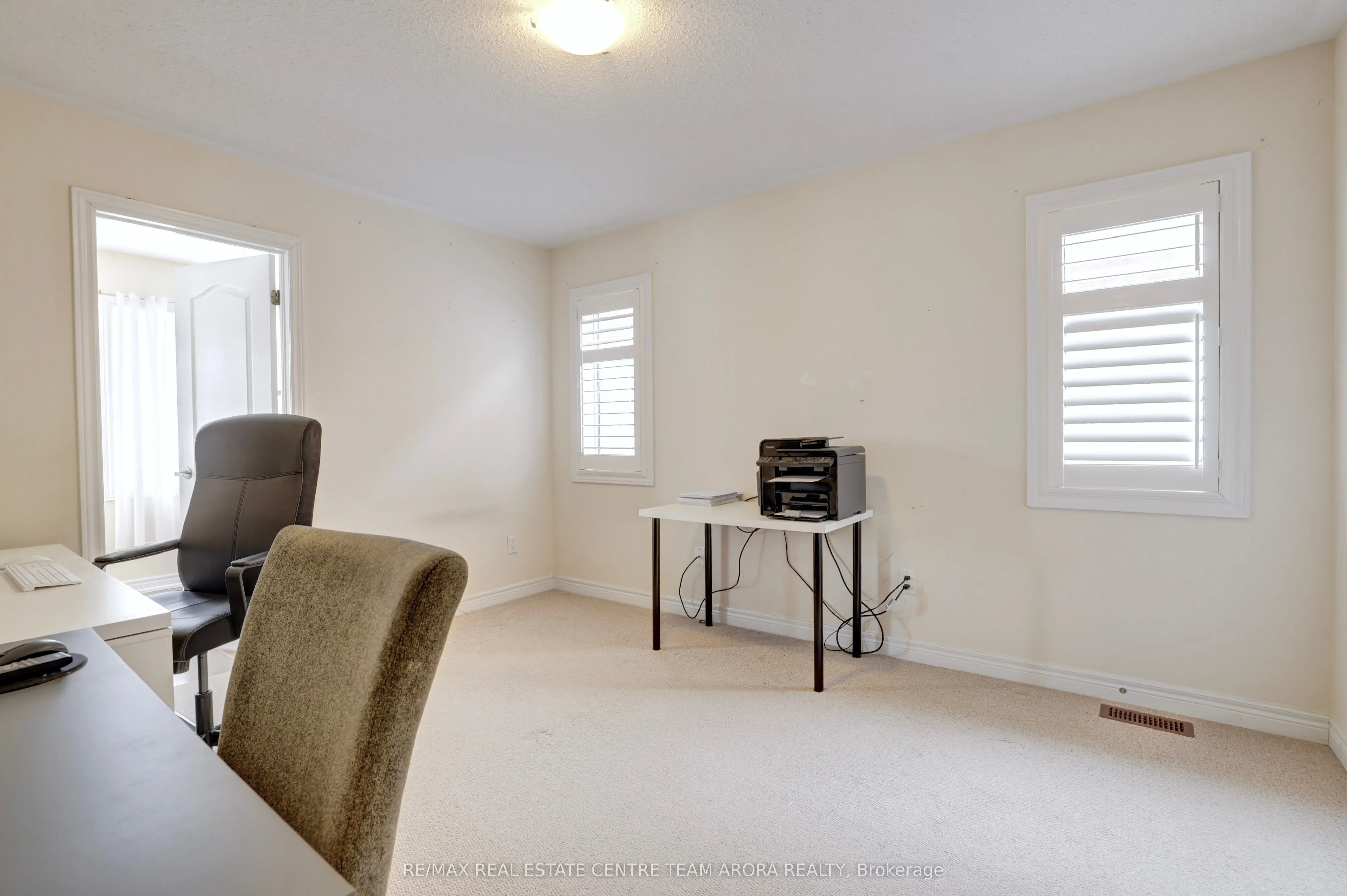 33 Alamosa Court