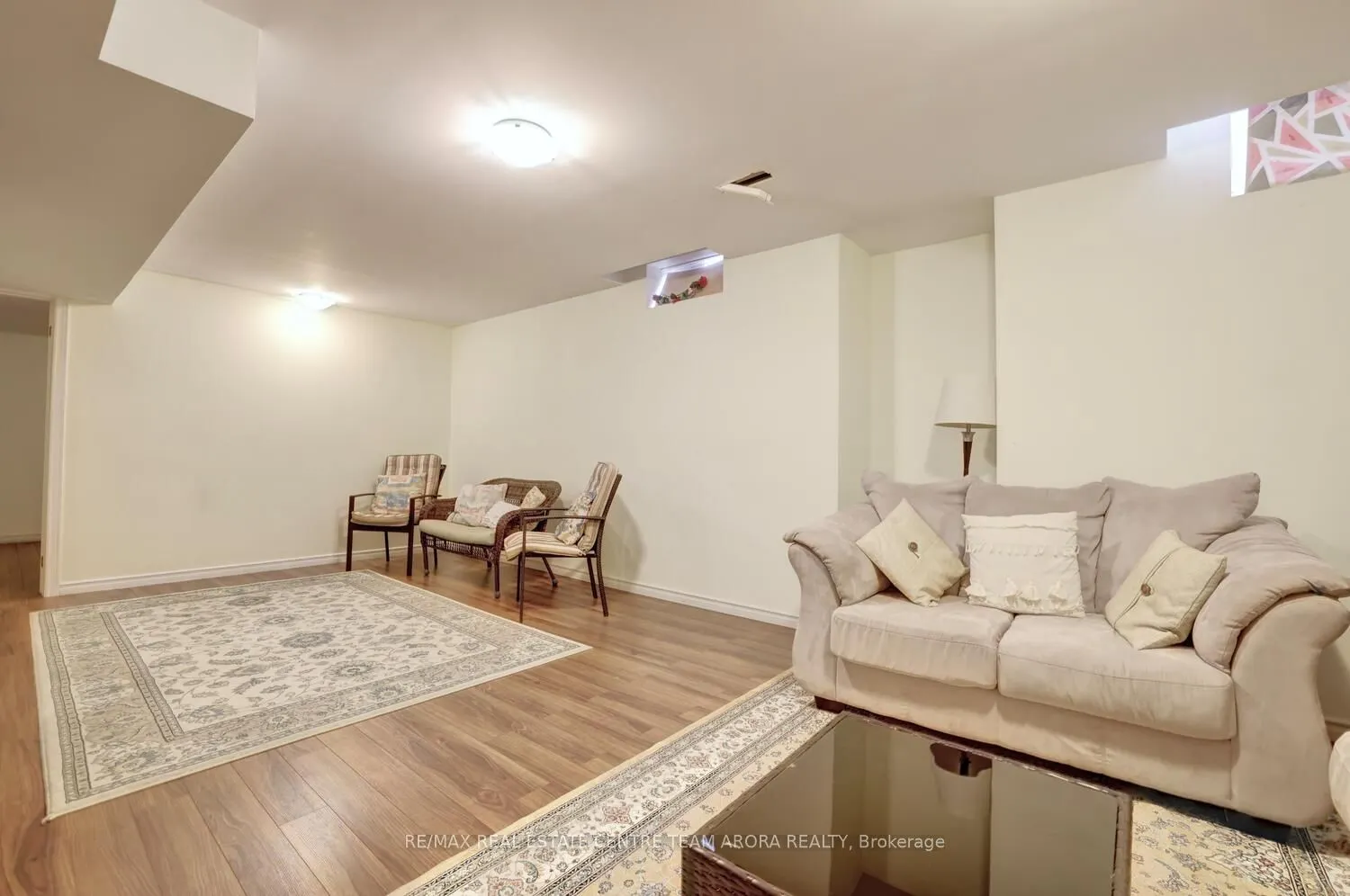 33 Alamosa Court