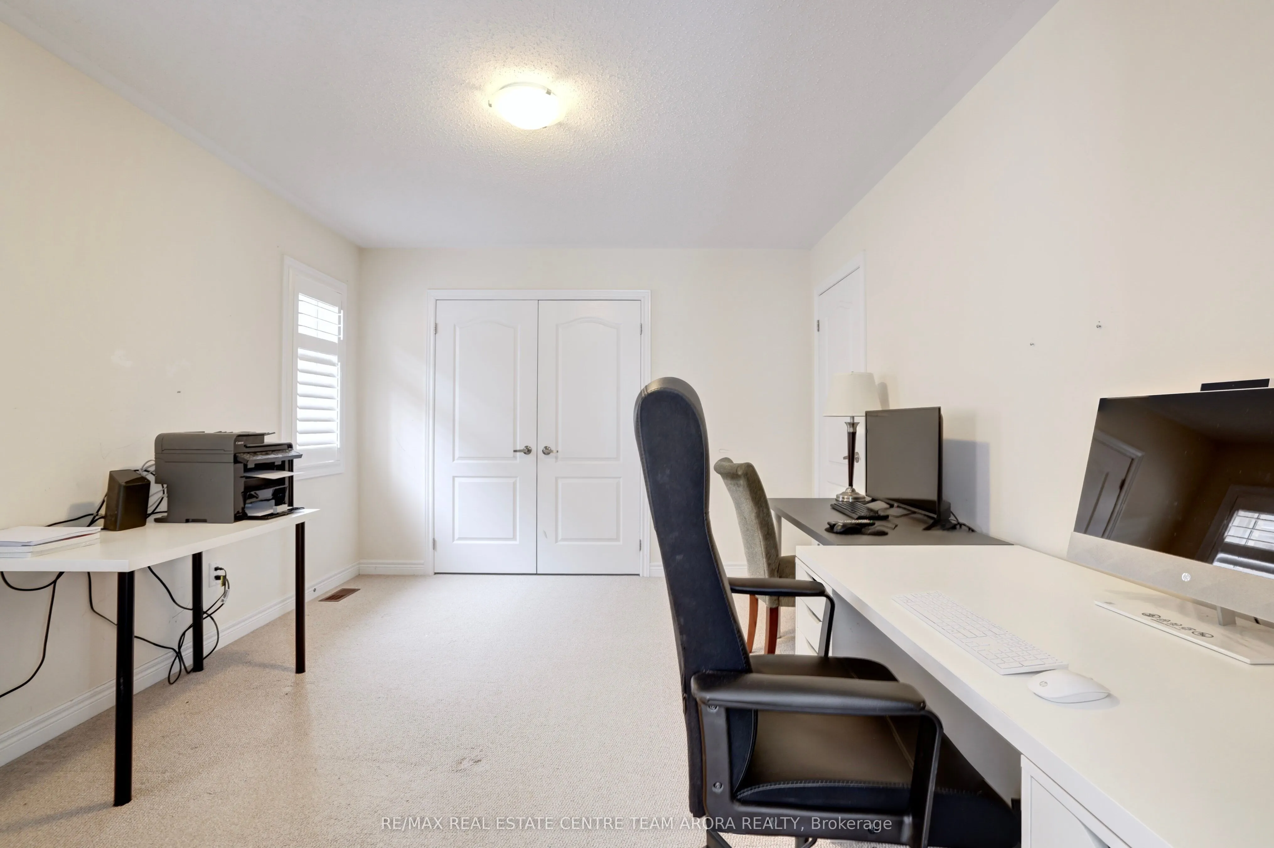33 Alamosa Court