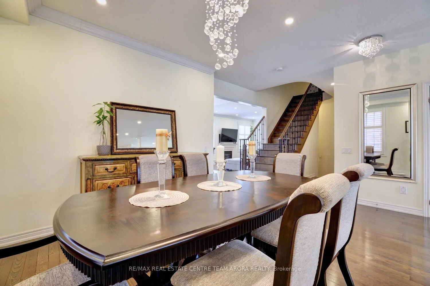 33 Alamosa Court