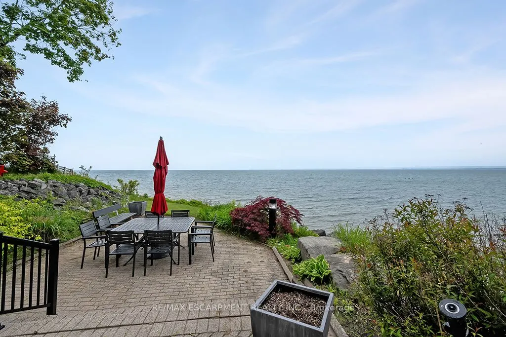 2220 Lakeshore Road, #23