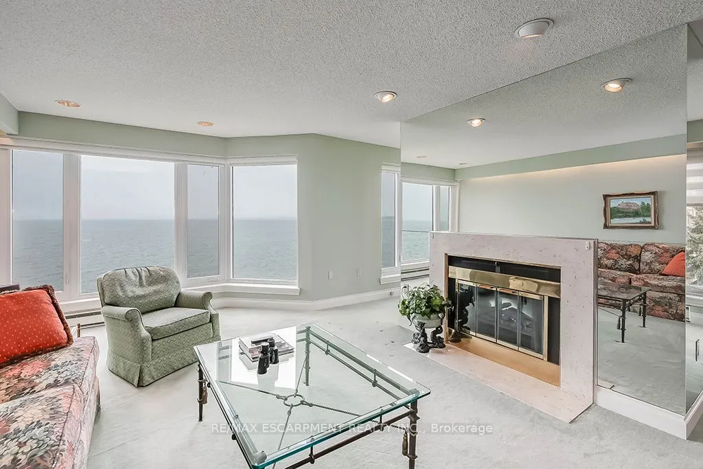 2220 Lakeshore Road, #23