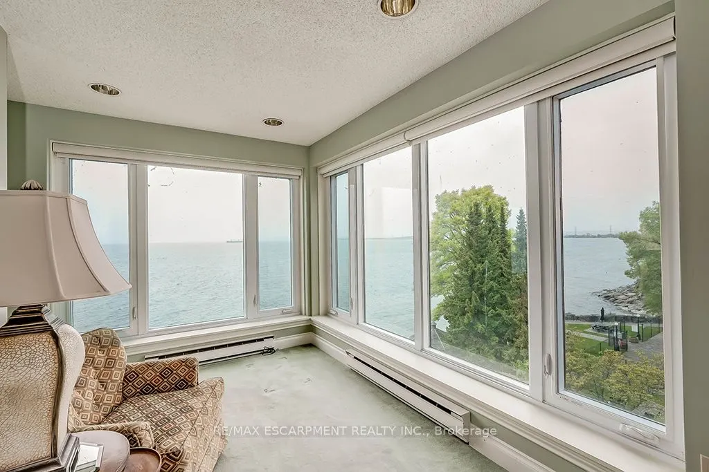2220 Lakeshore Road, #23