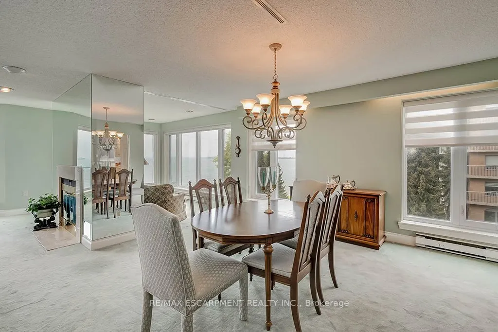 2220 Lakeshore Road, #23