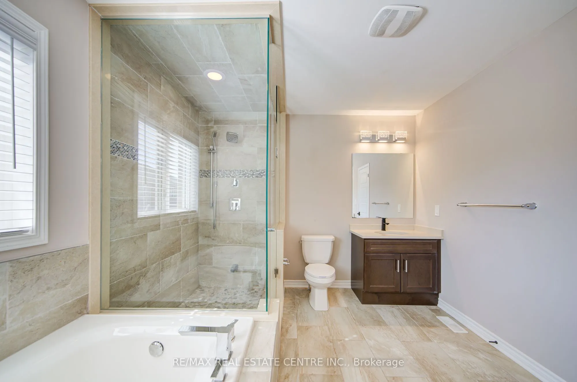 240 Chilver Heights