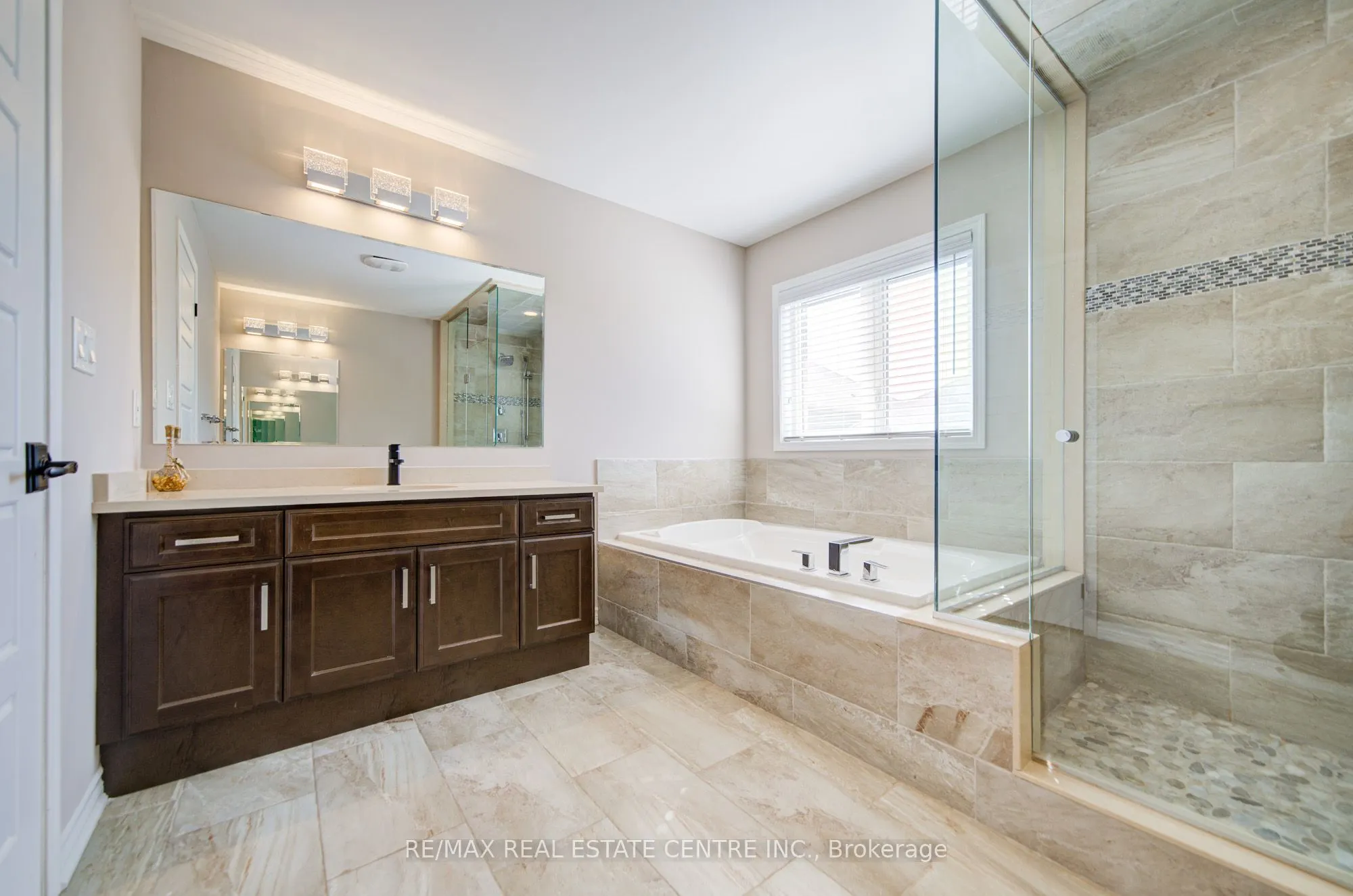 240 Chilver Heights
