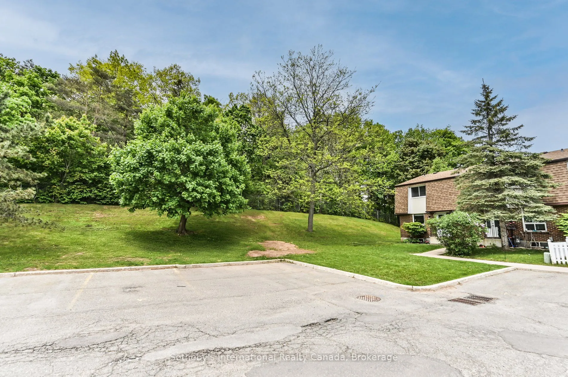 217 Kingham Road, #33