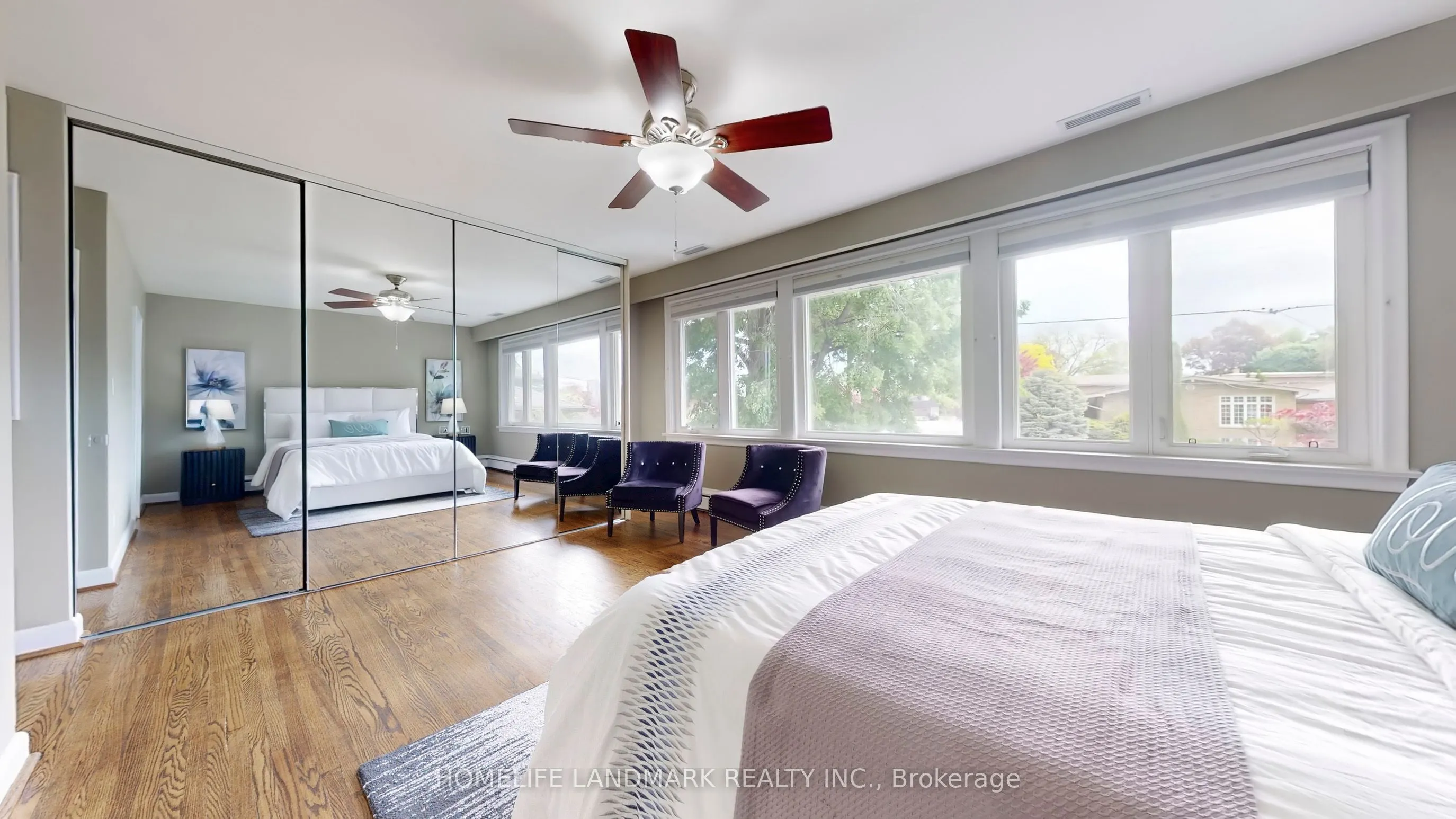 12 Carousel Court