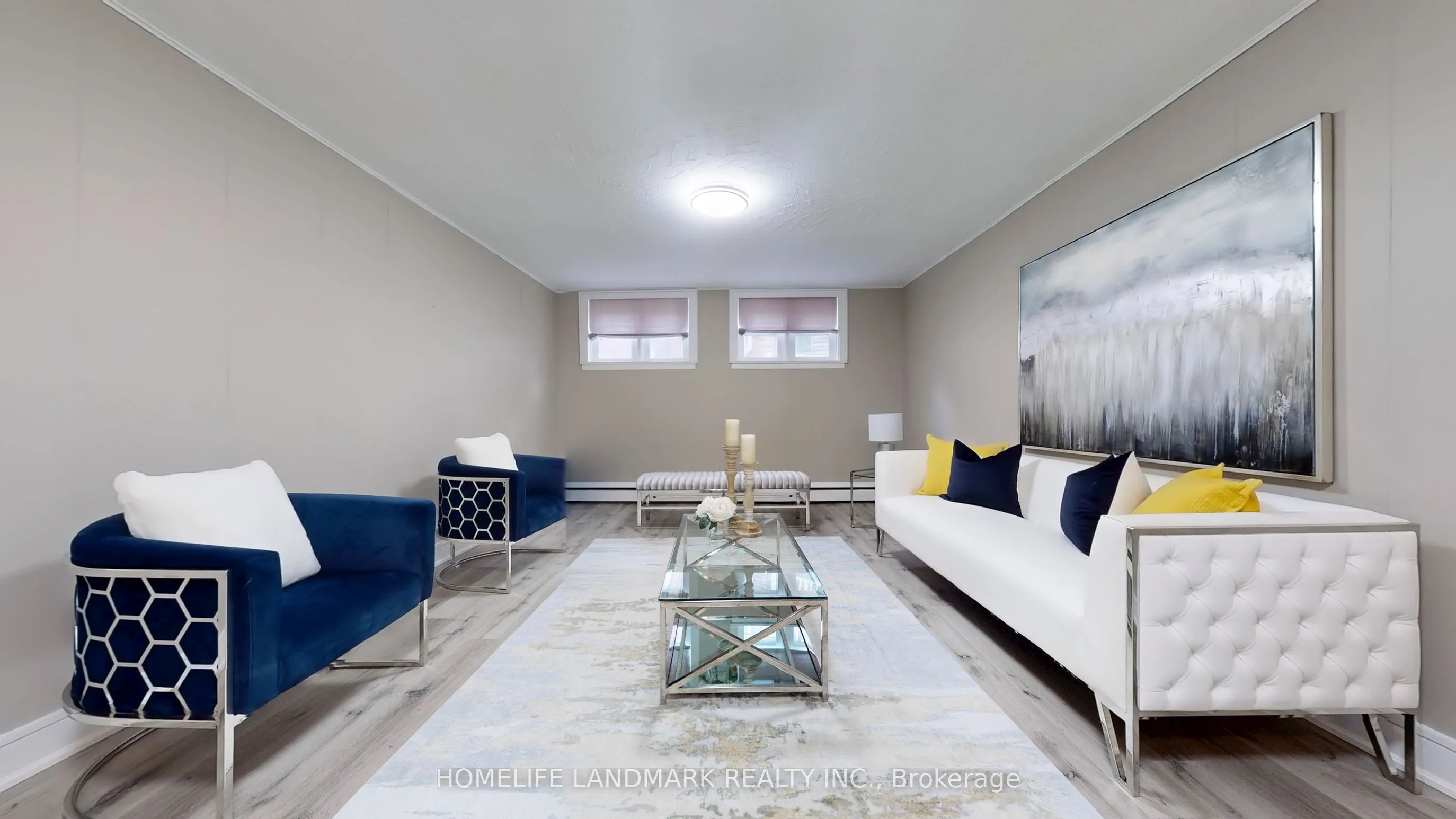 12 Carousel Court