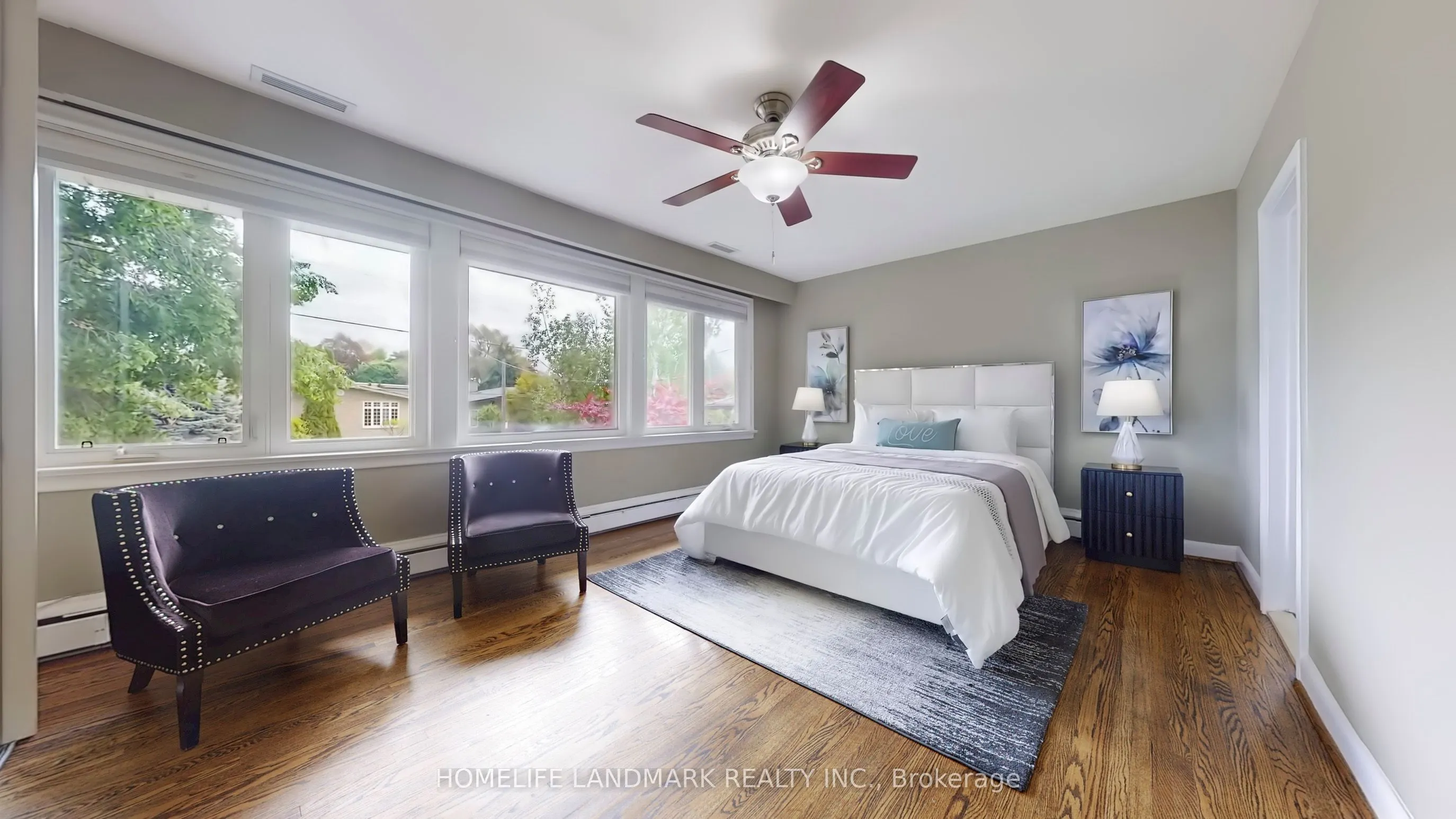 12 Carousel Court