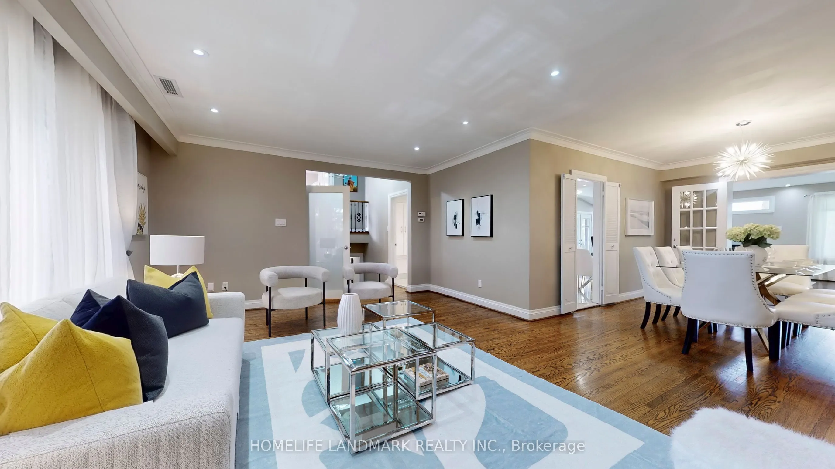 12 Carousel Court