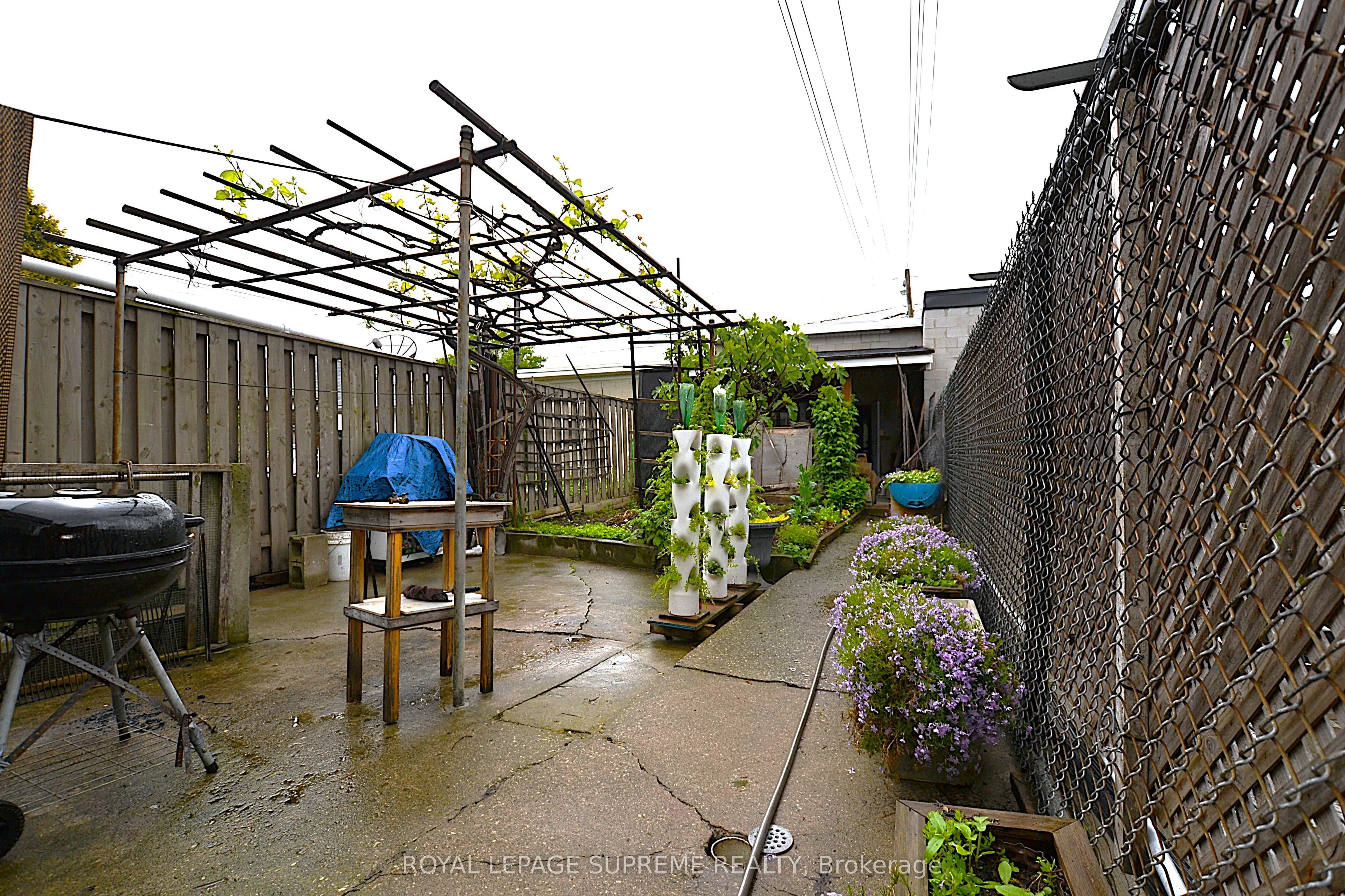 4 Chandos Avenue