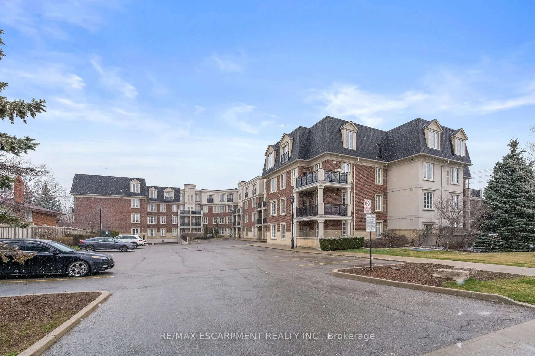 3351 Cawthra Road #116