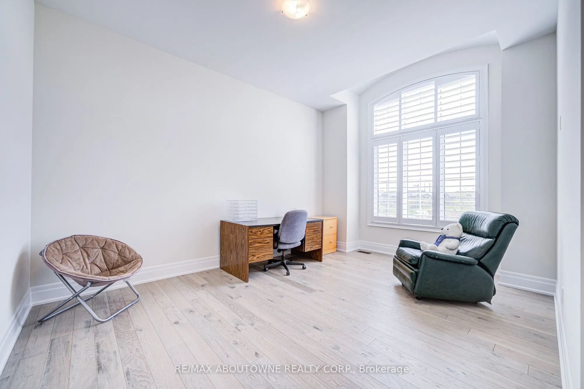 2359 Saw Whet Boulevard