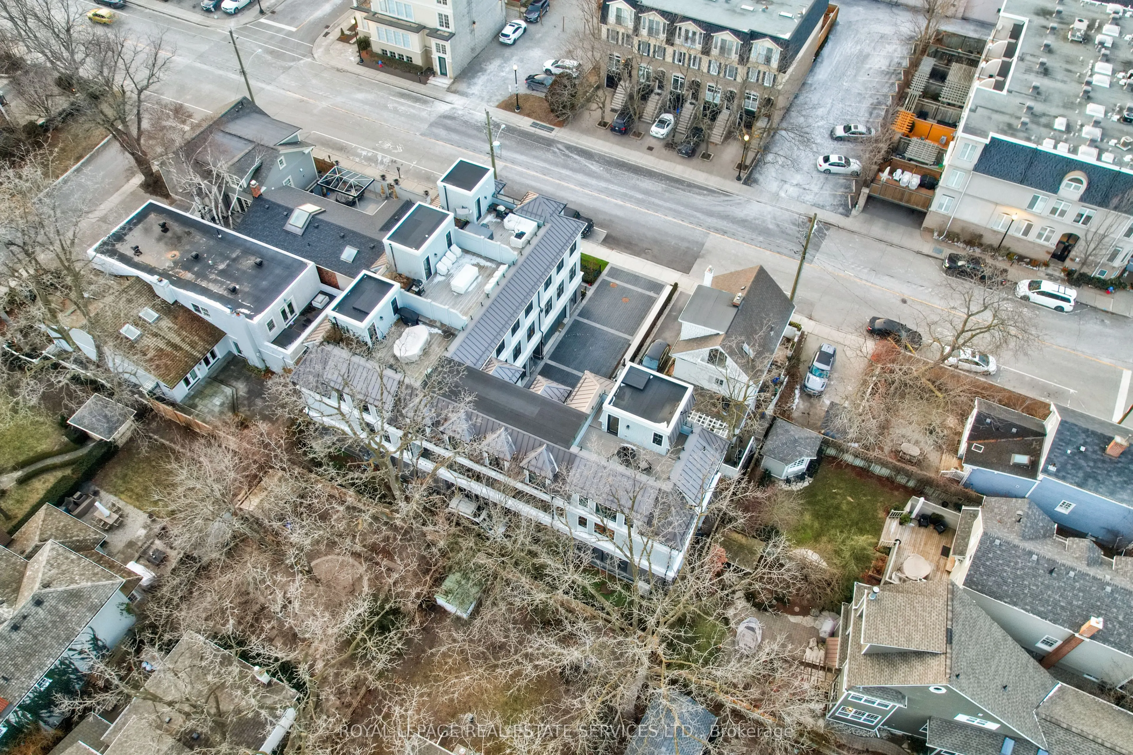 336 Robinson Street, #2