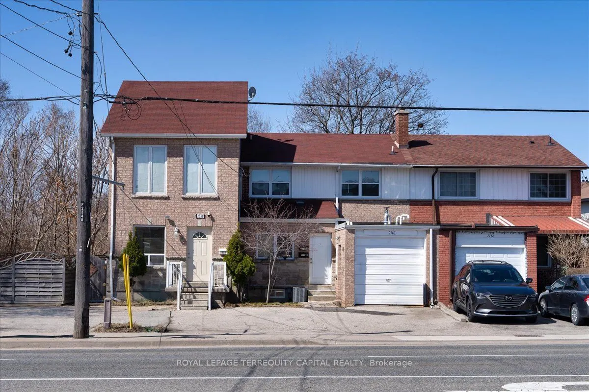 2338, 2338R, 2340, Keele Street