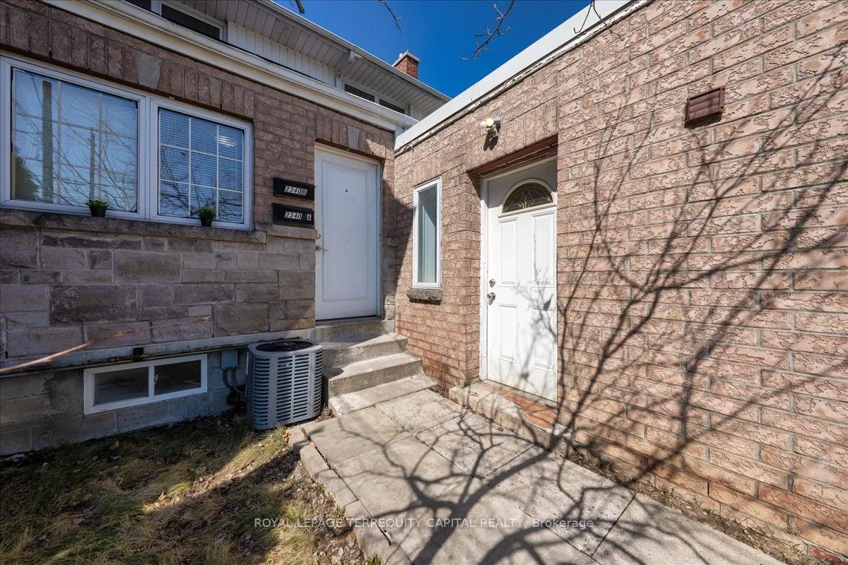 2338, 2338R, 2340, Keele Street
