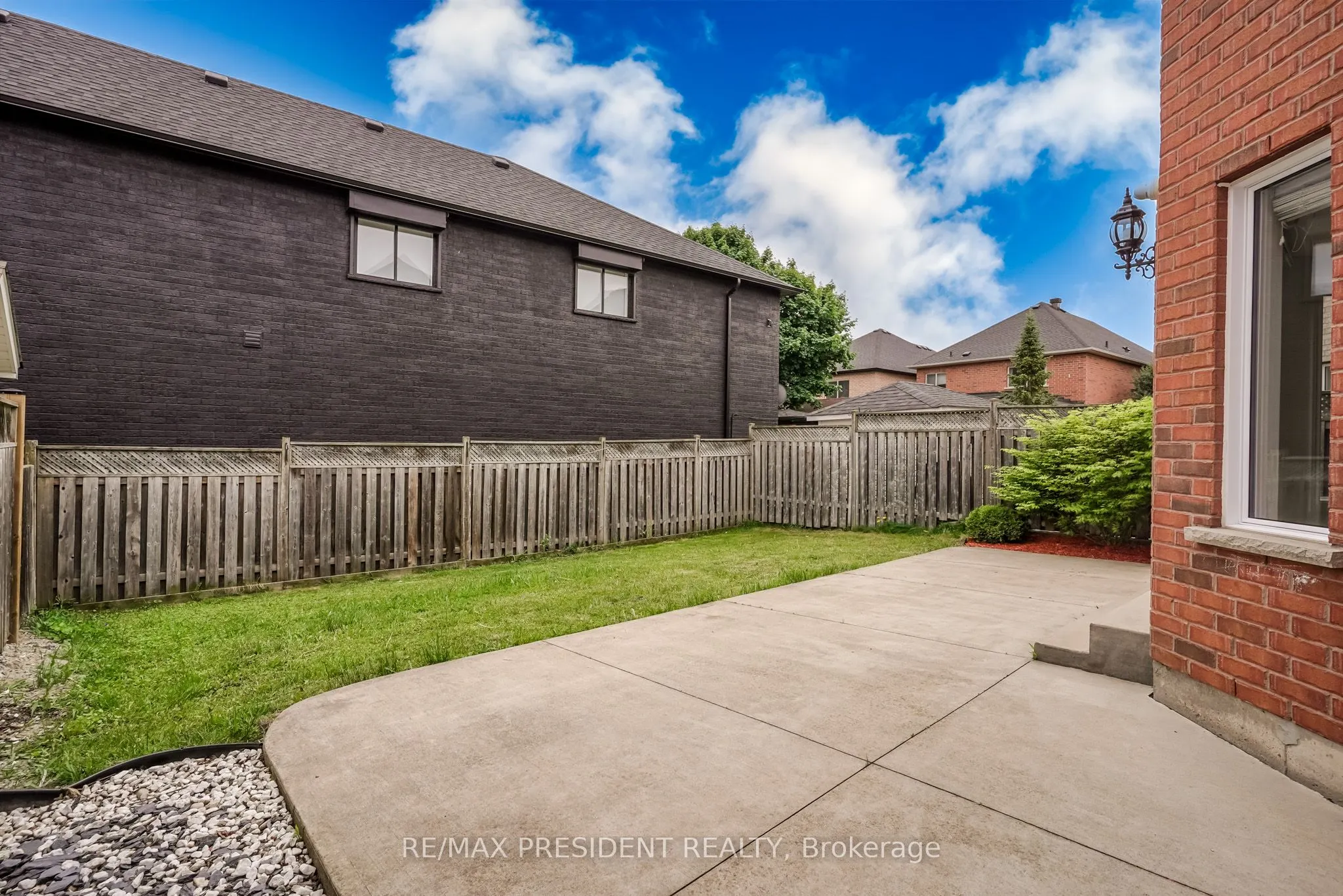 13 Tarquini Crescent