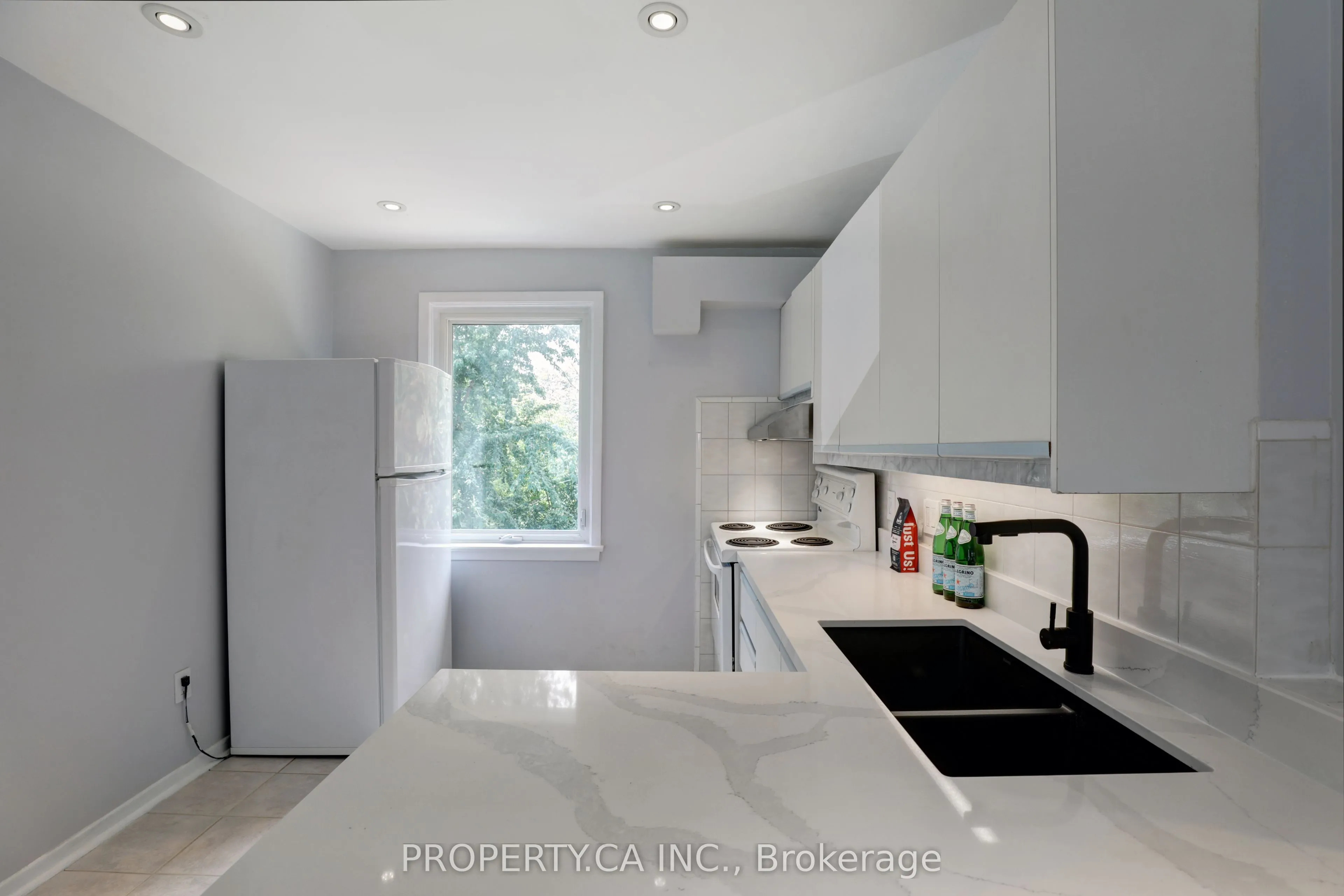 74 Thirteenth Street, #Upper