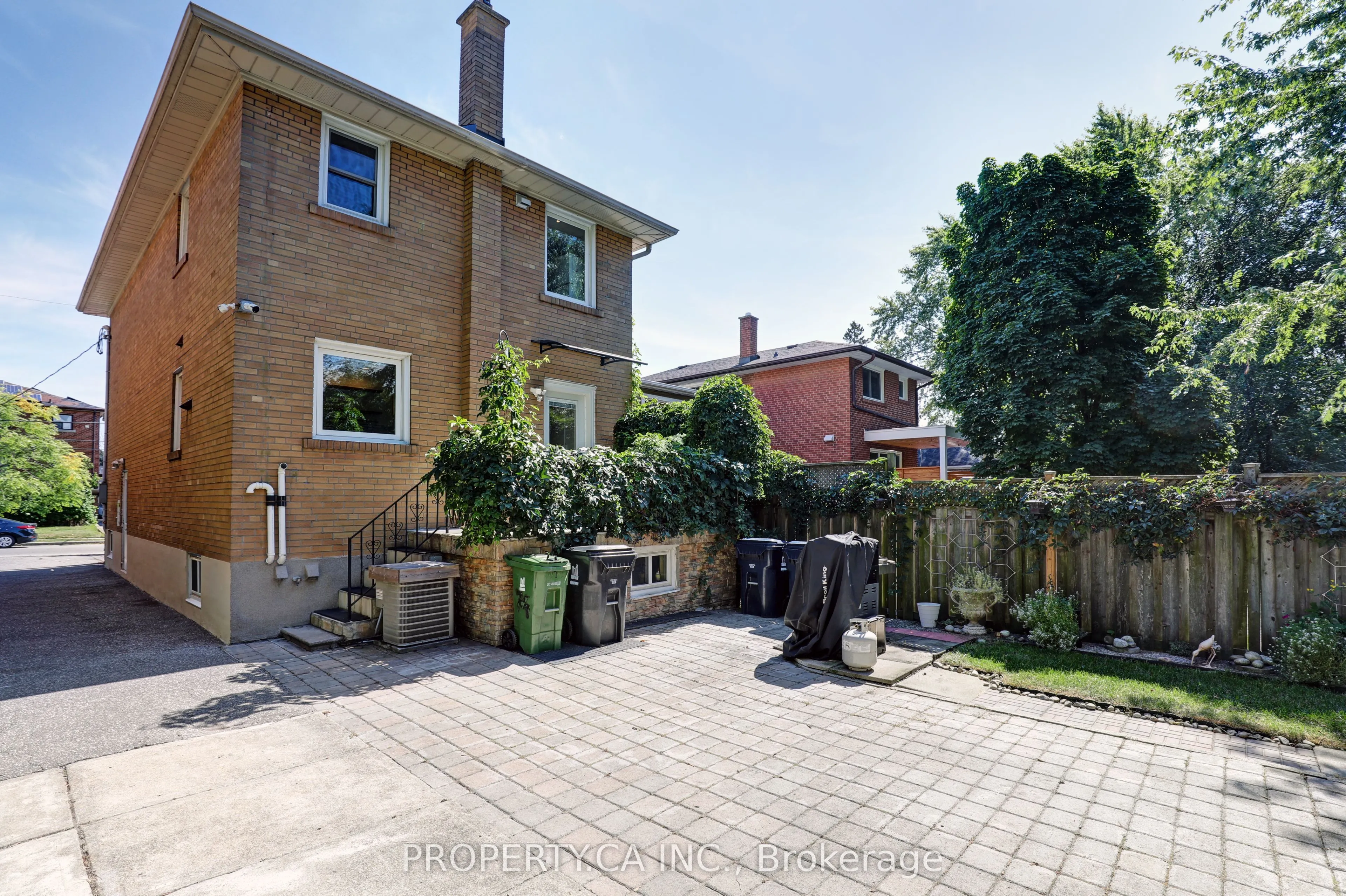 74 Thirteenth Street, #Upper