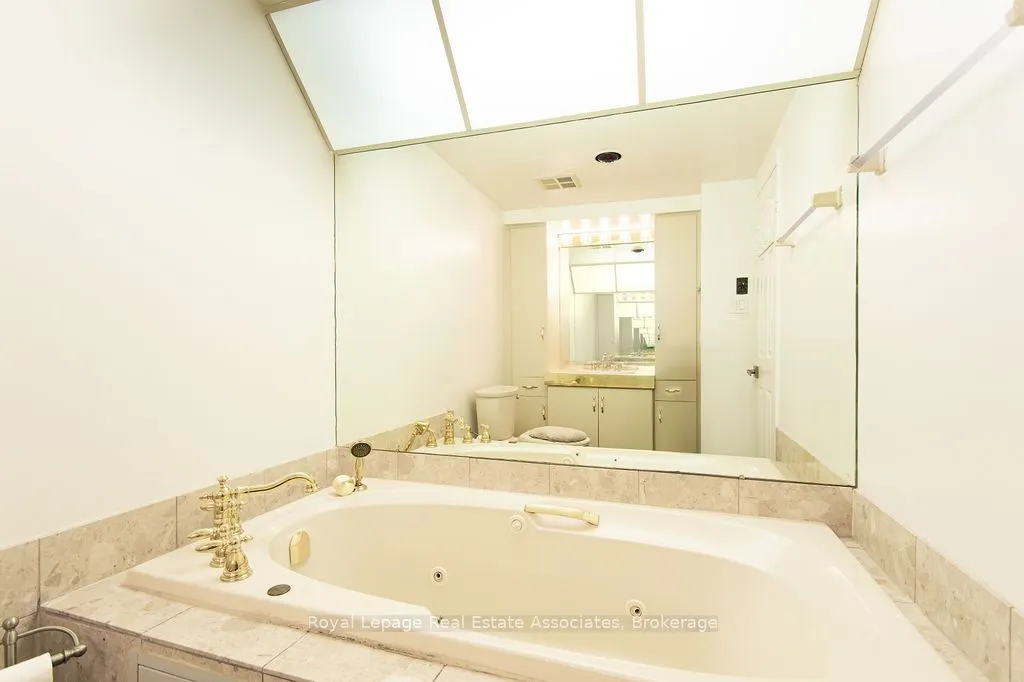 102 Bronte Road, #315