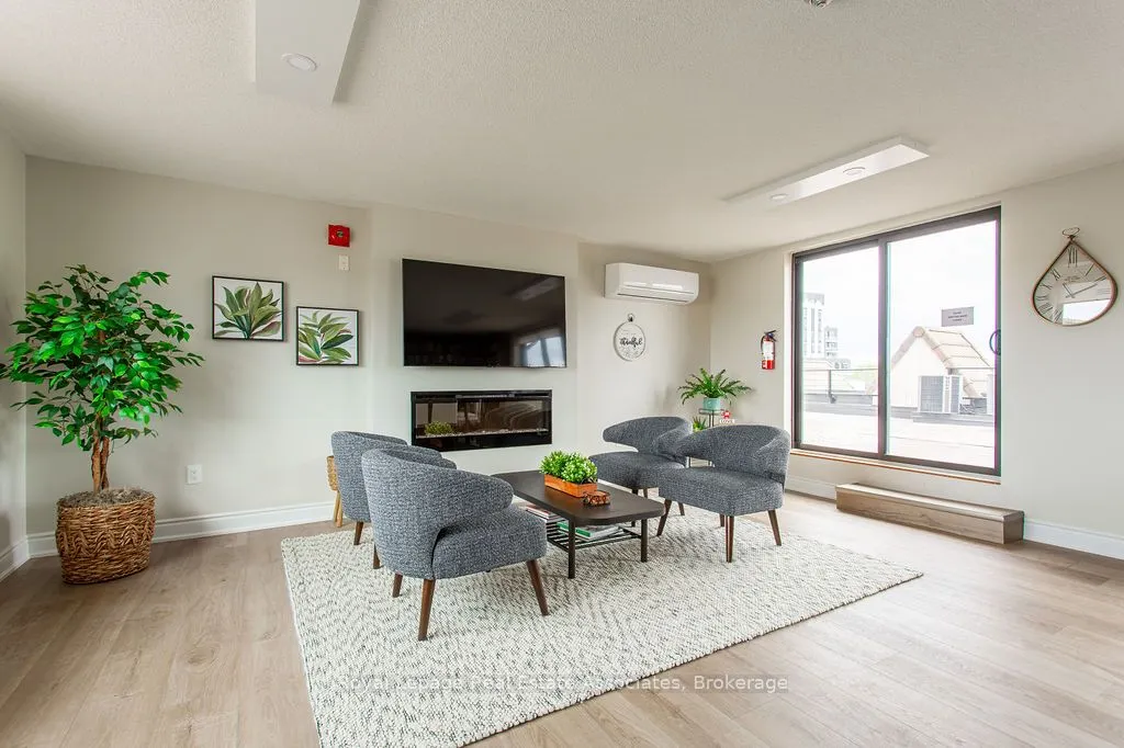 102 Bronte Road, #315