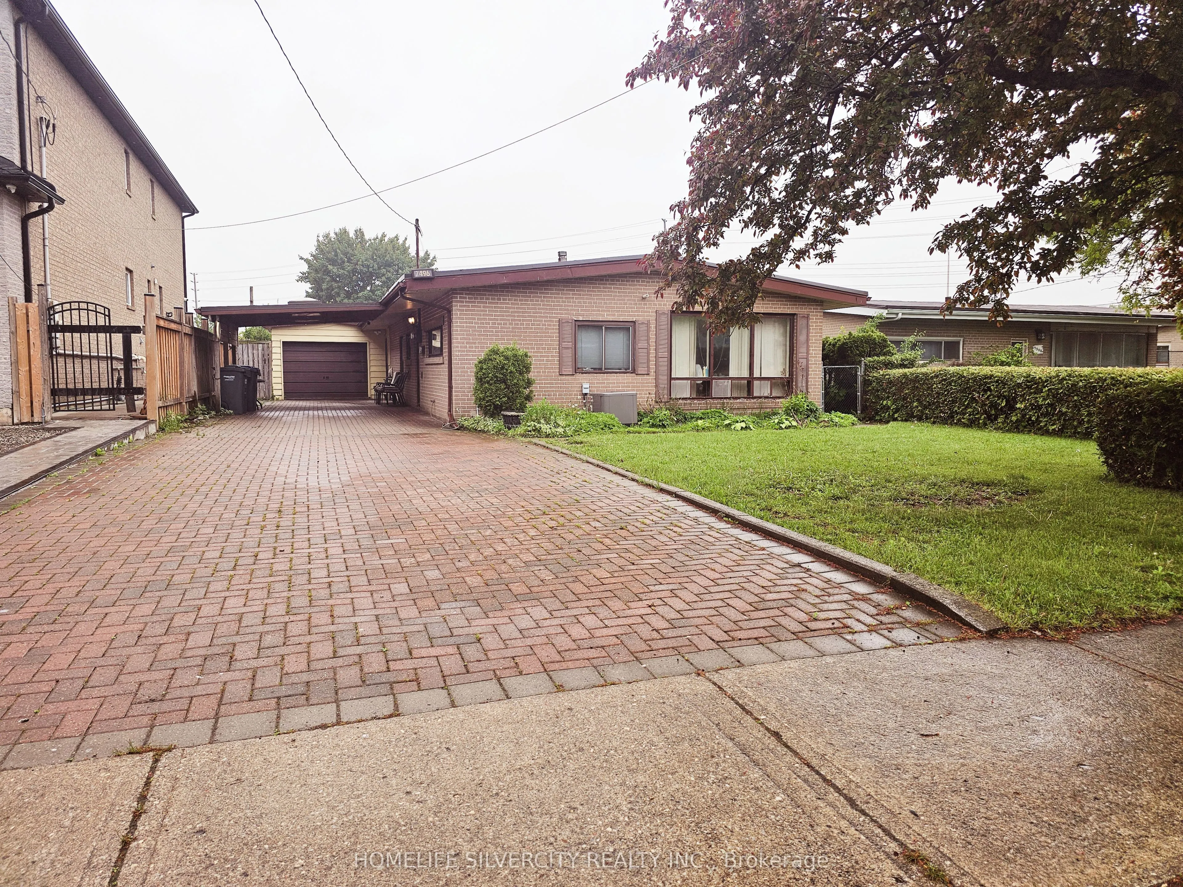 7496 Homeside Gardens
