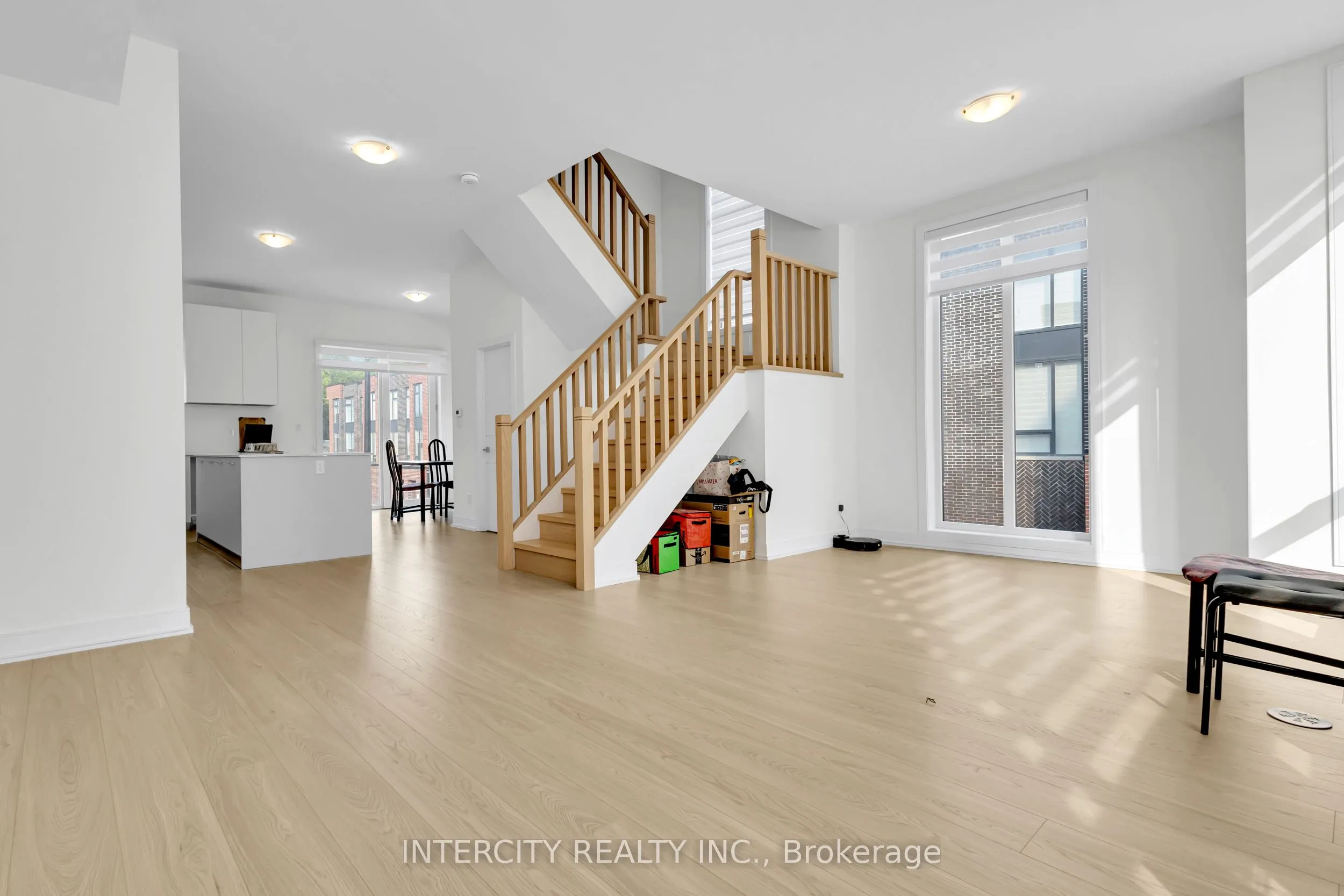 1 Taylor Court