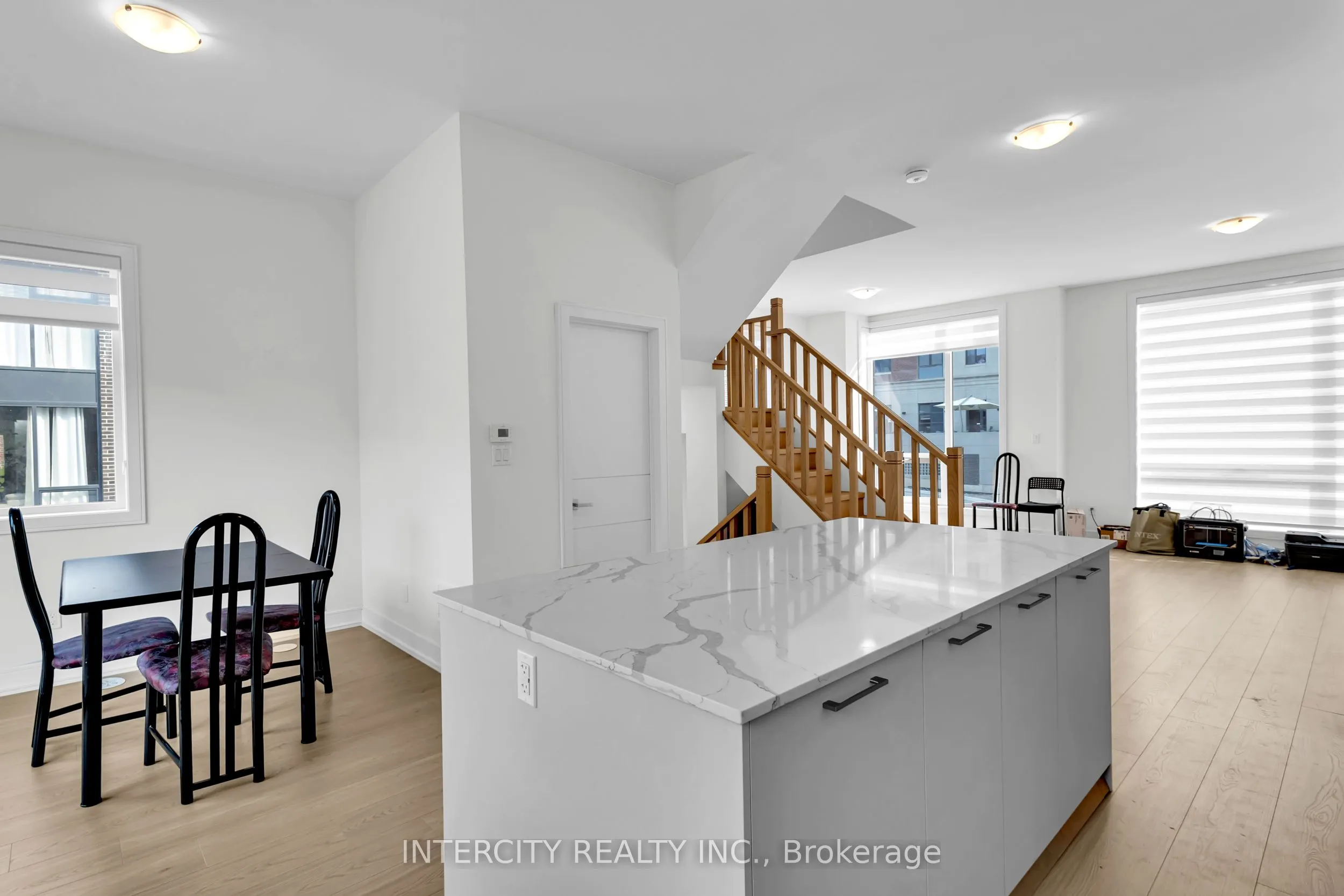1 Taylor Court