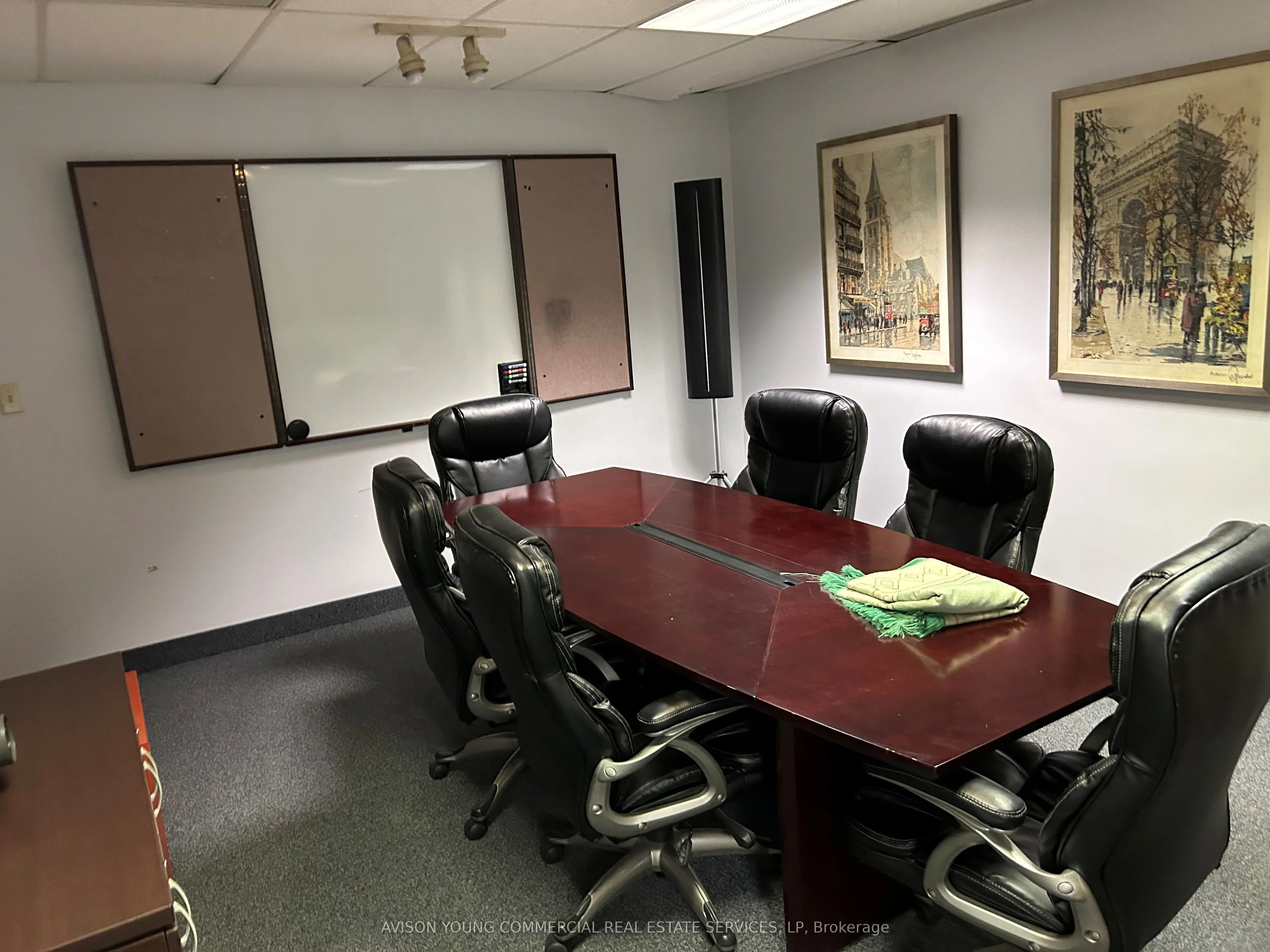 1173 North Service Road W, #D5