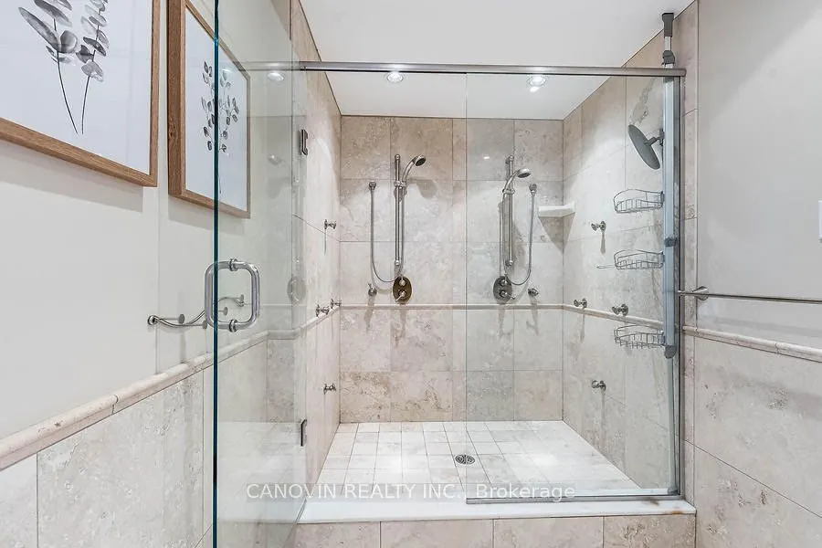2410 Lionheart Crescent