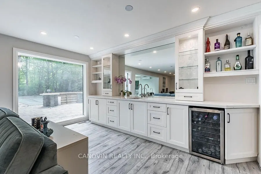 2410 Lionheart Crescent
