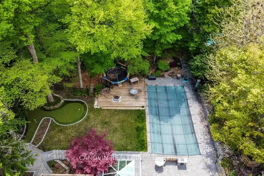 2410 Lionheart Crescent