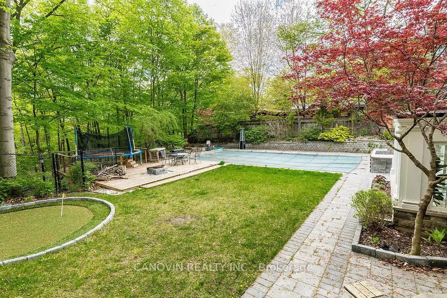 2410 Lionheart Crescent