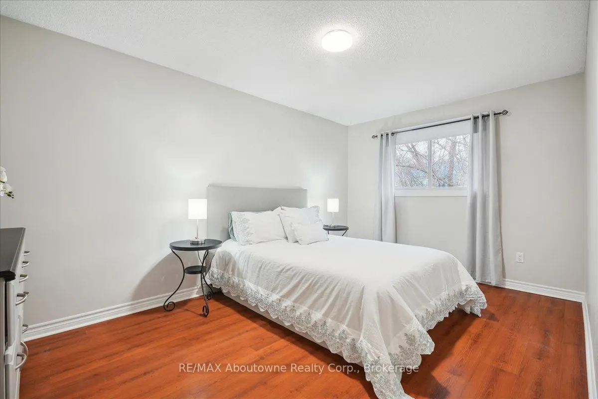 408 Parkridge Crescent