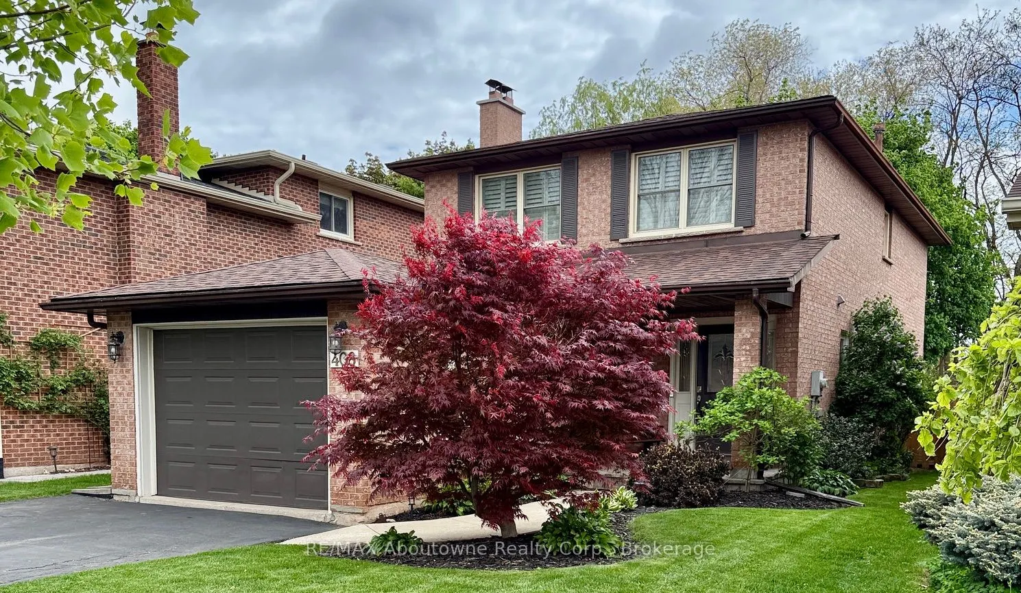 408 Parkridge Crescent