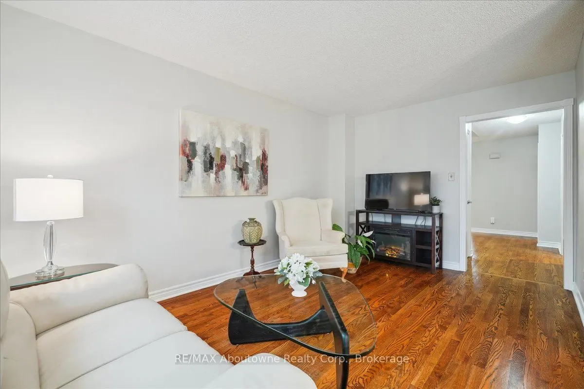 408 Parkridge Crescent