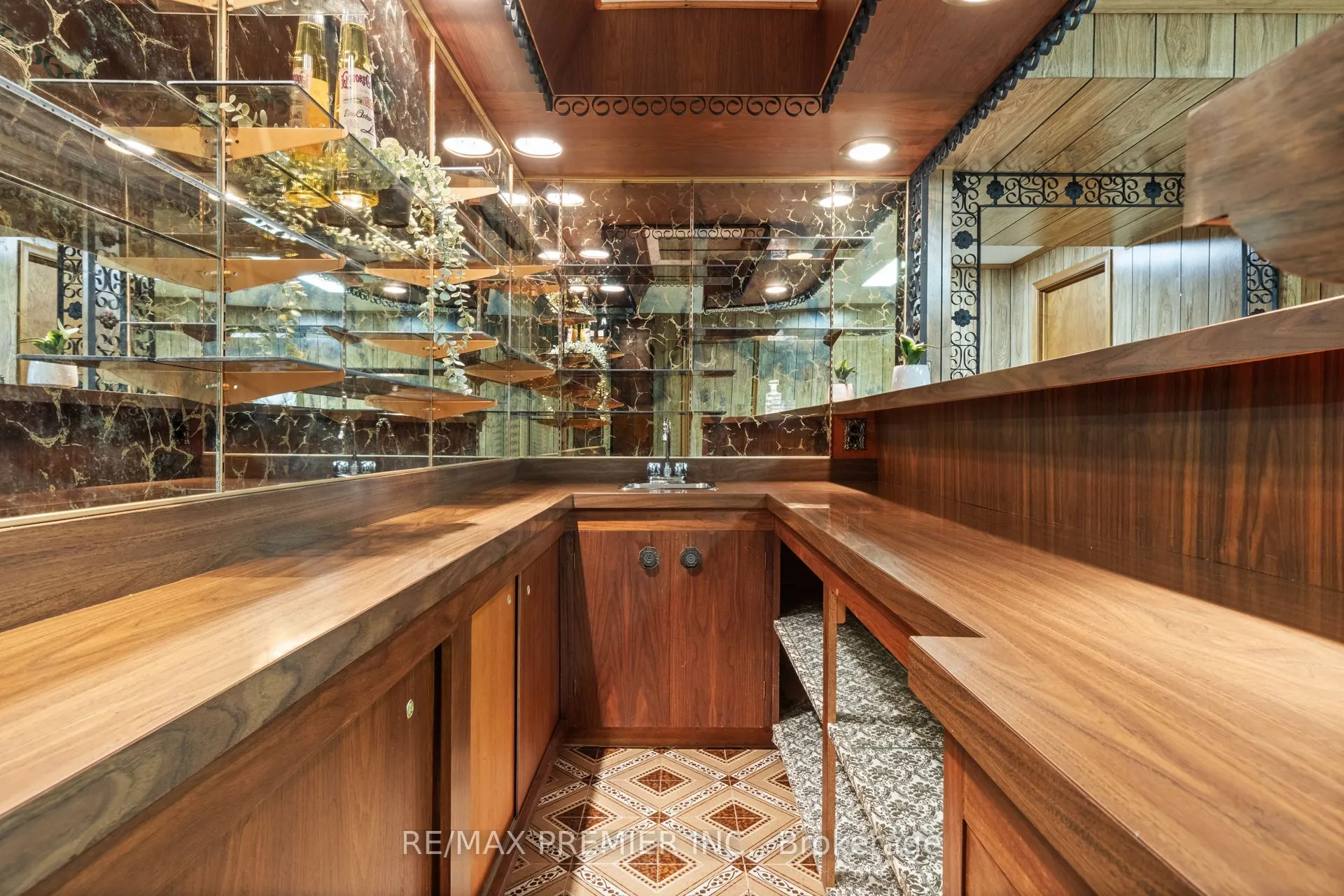 23 Eldorado Court