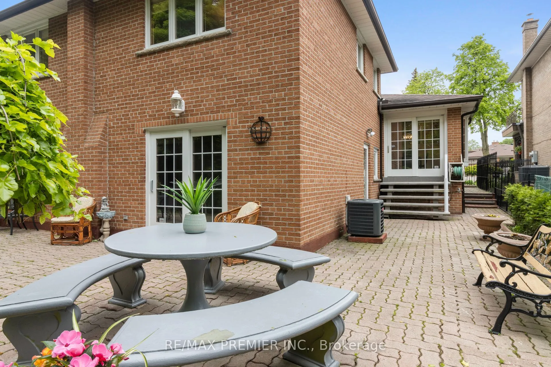 23 Eldorado Court