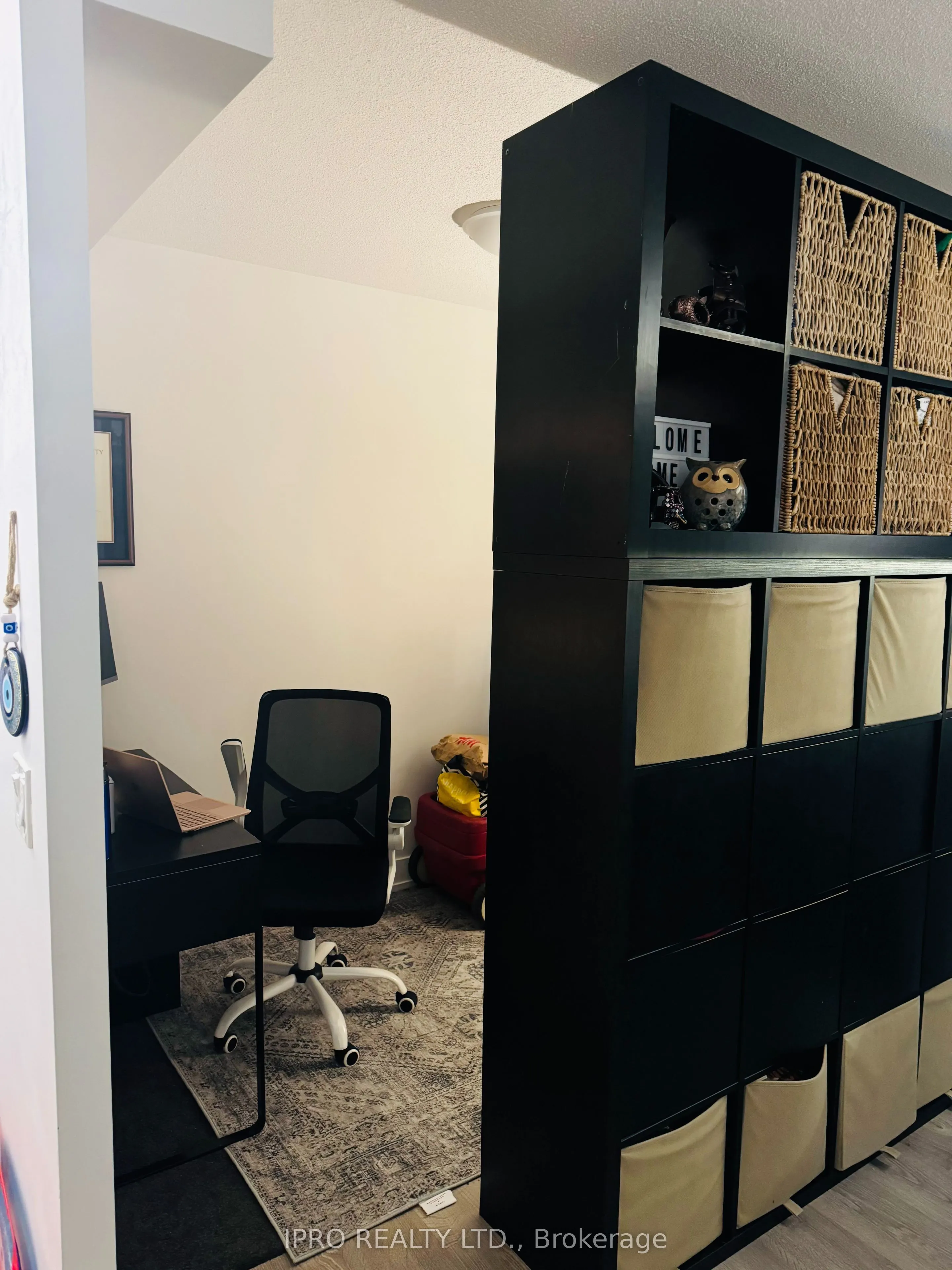 9 Mabelle Avenue, #2125